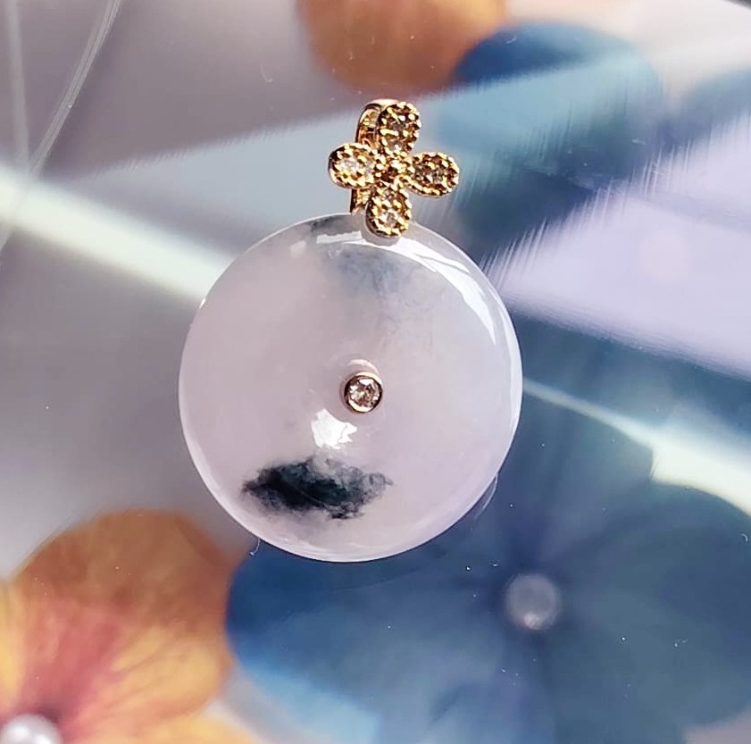 18K Yellow Gold Lavender Safety Coin Pendant (PJA01217)