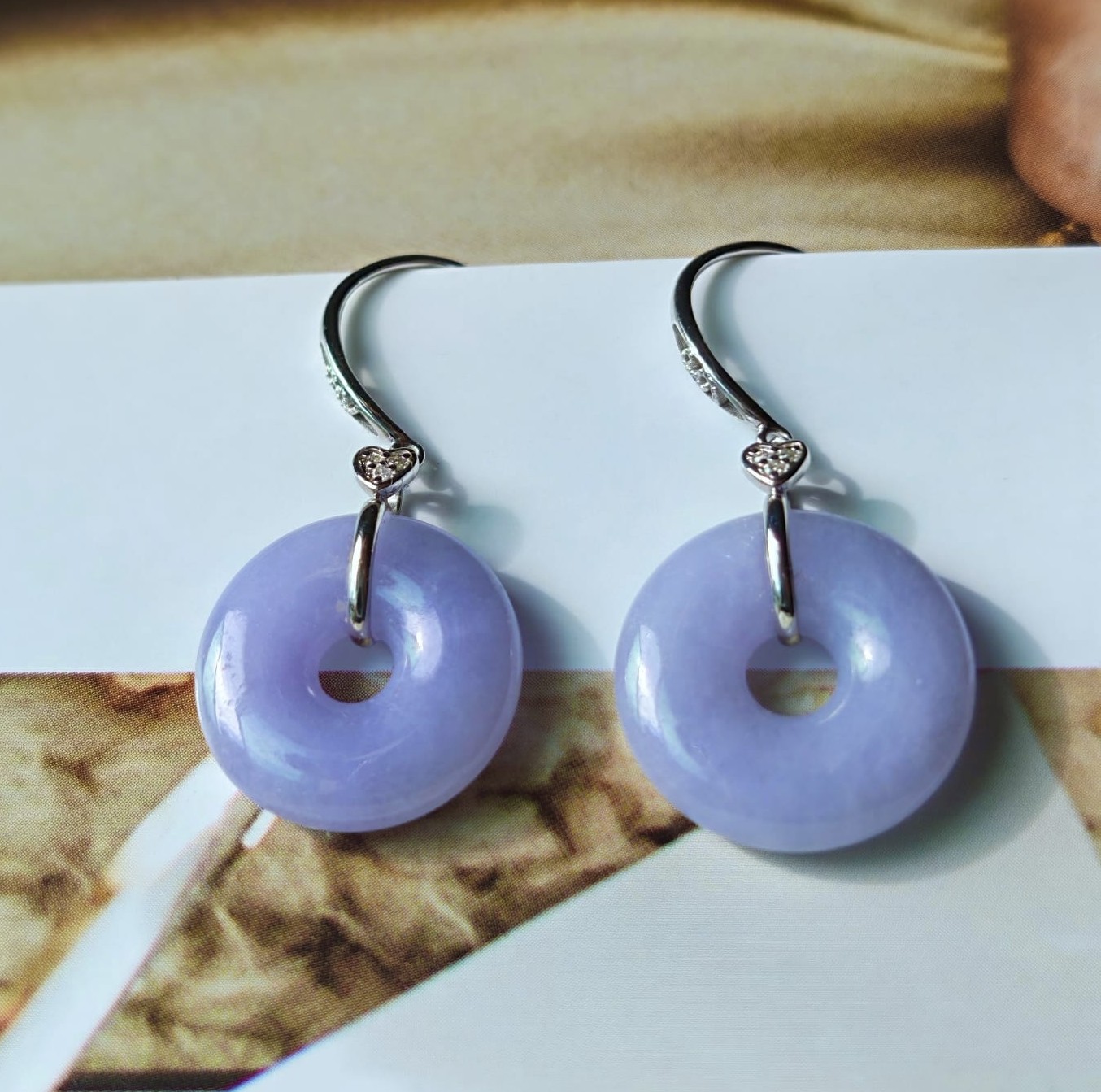 18K White Lavender Donuts Earrings (PJA00743)