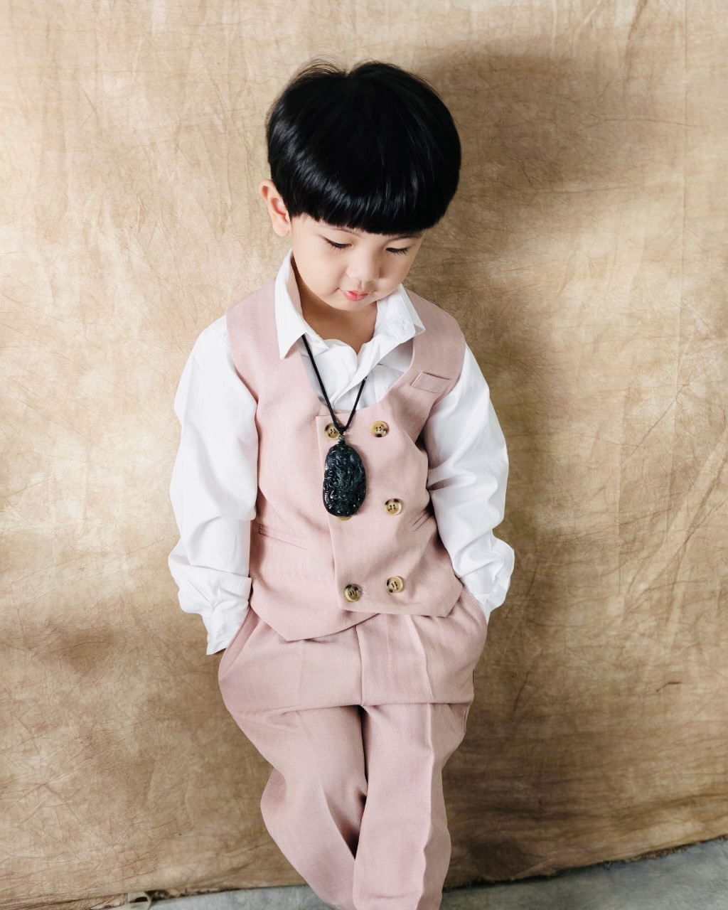 18K Green Carved Dragon Pendant (PJA01044)