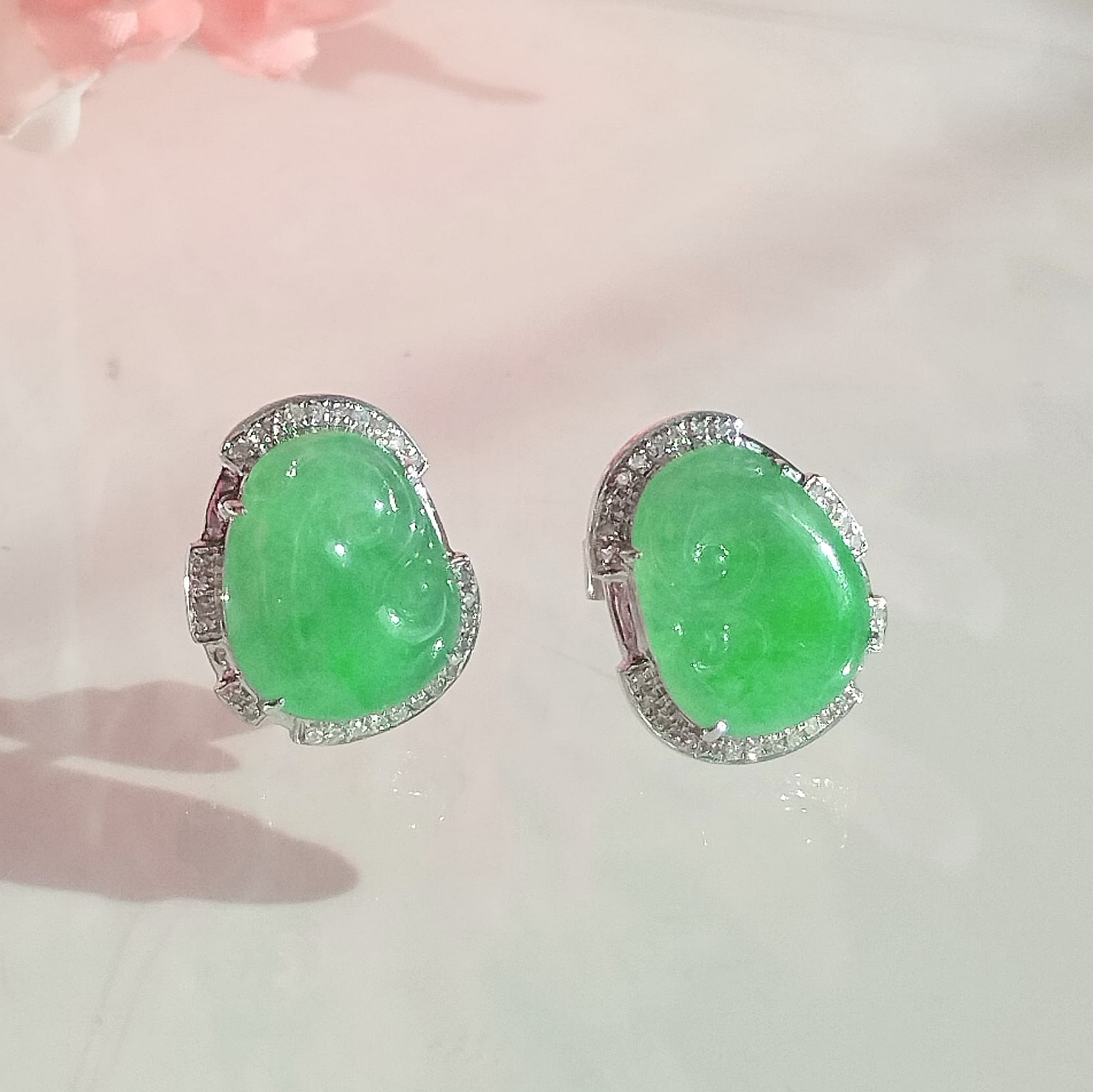 18K White Gold Ruyi Jade Earrings (PJA01086)