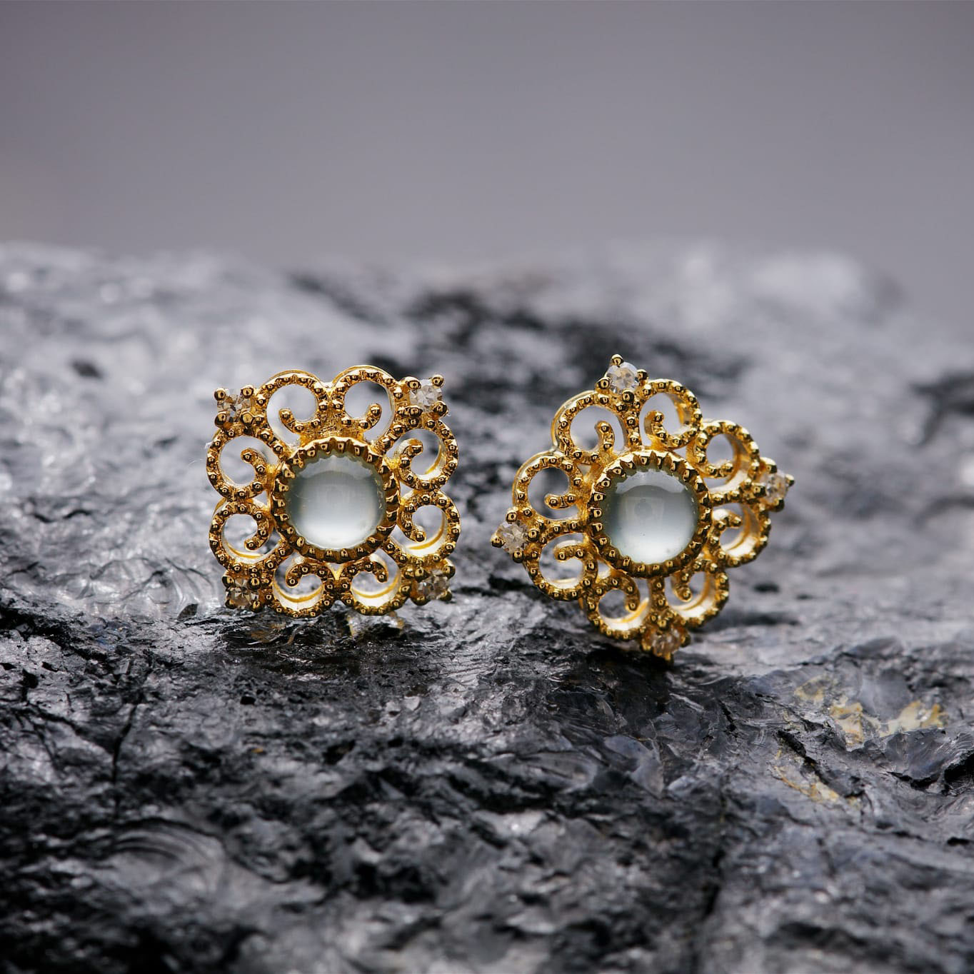 18K Rose Gold Sky Blue Jade Earrings (PJA00511A)