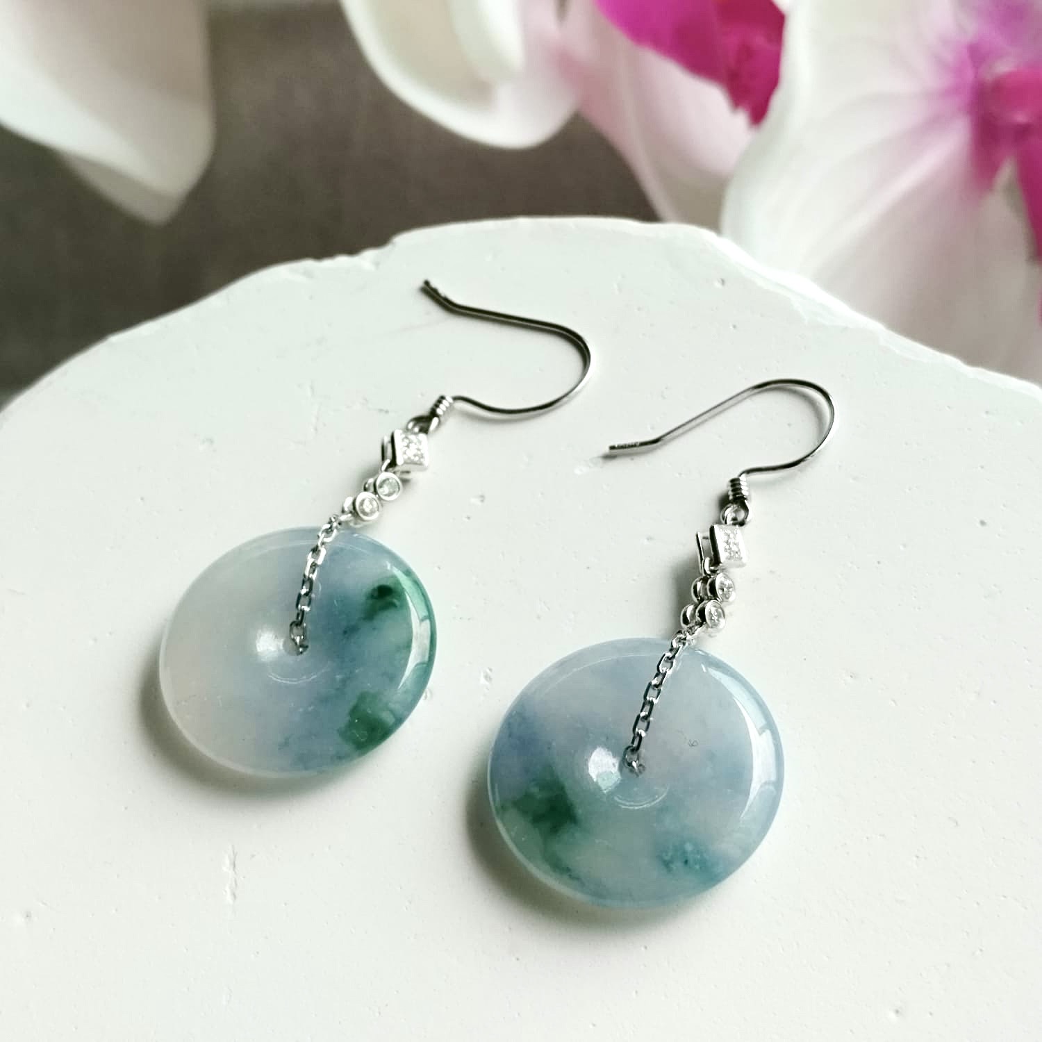 Monet 18K White Gold Safety Coin Earrings (PJA01069)