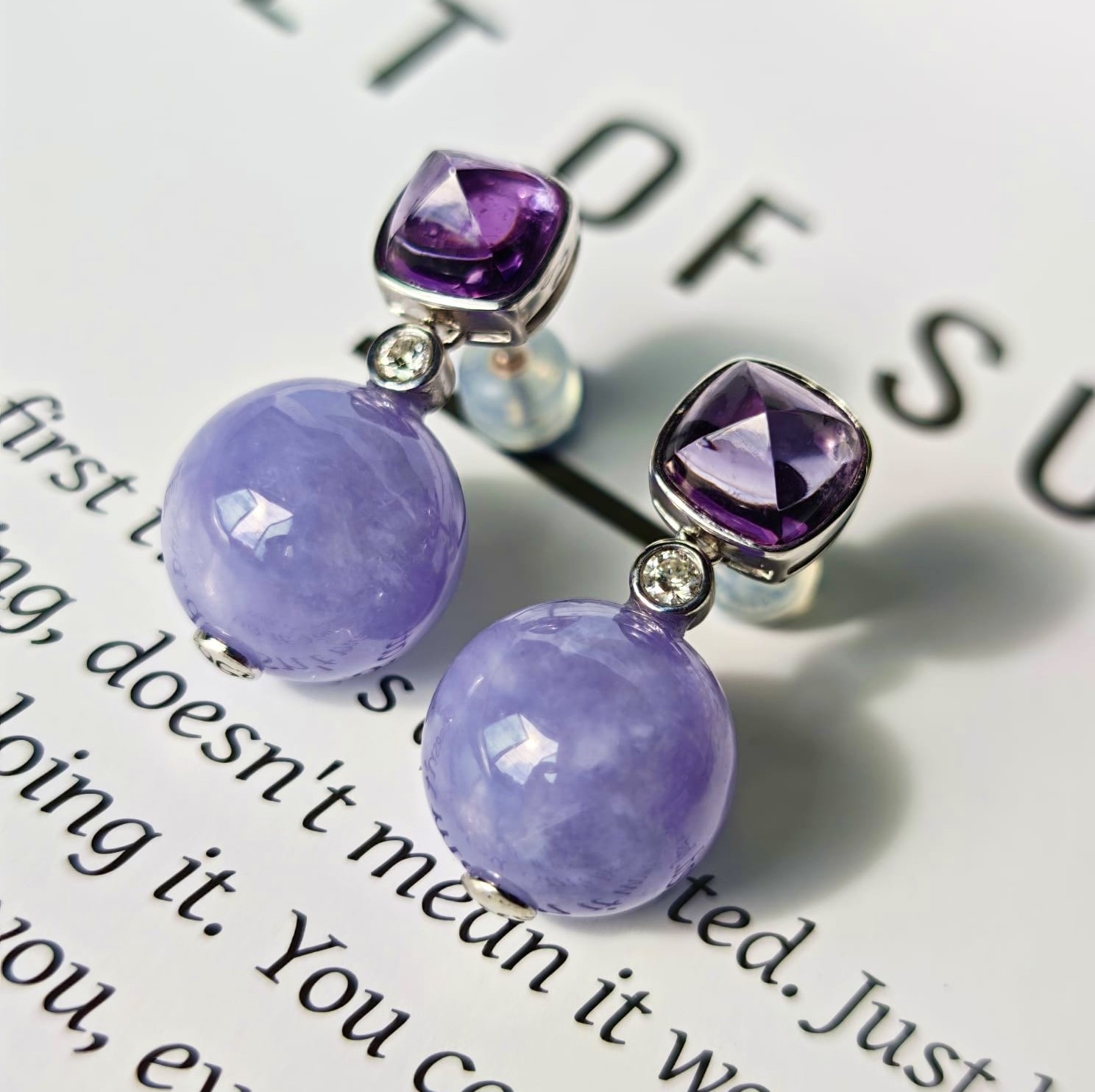 18K White Gold Lavender Beads Jade Earrings (PJA01406)