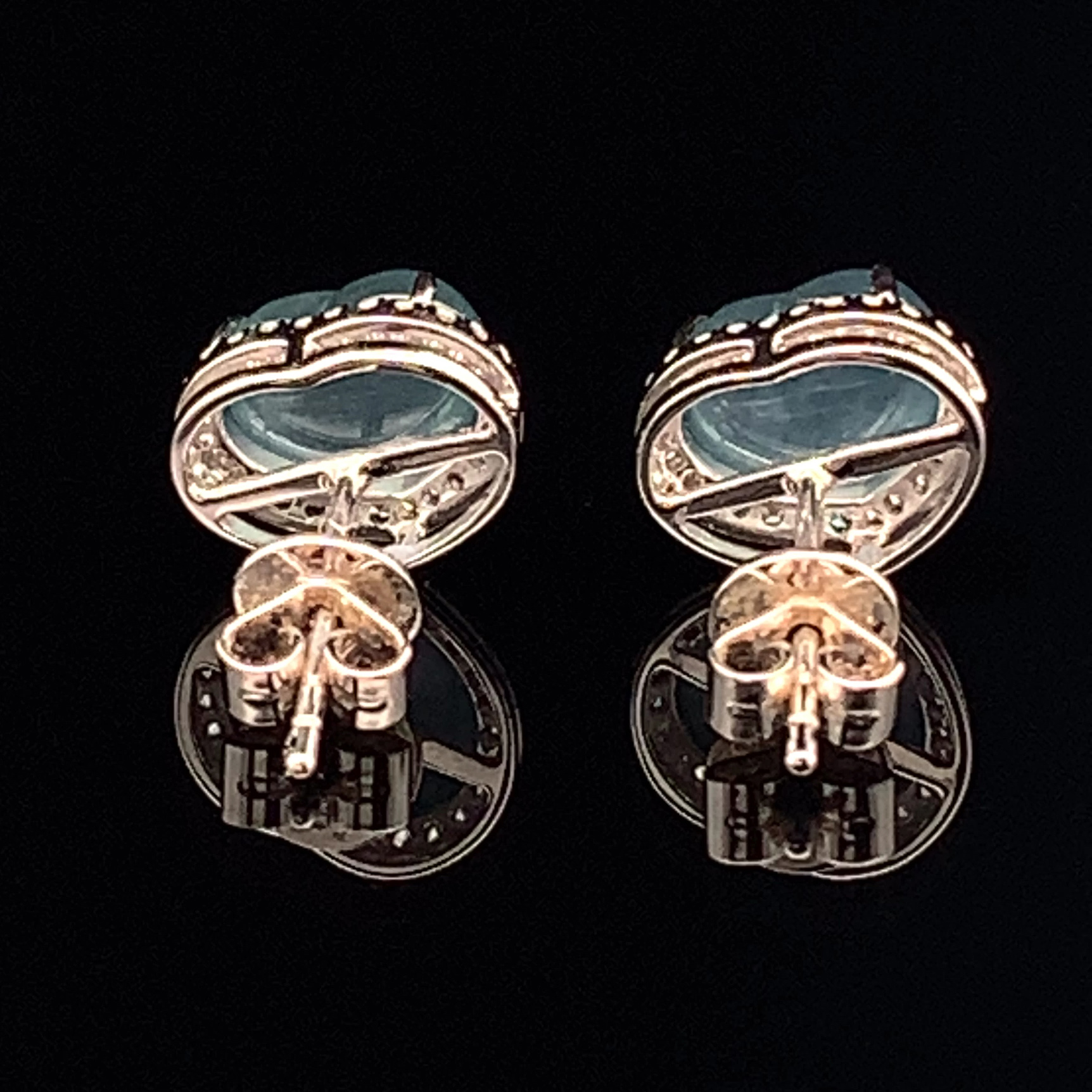 18K White Gold Light Blue Heart Shaped Jade Earrings (PJA00624)