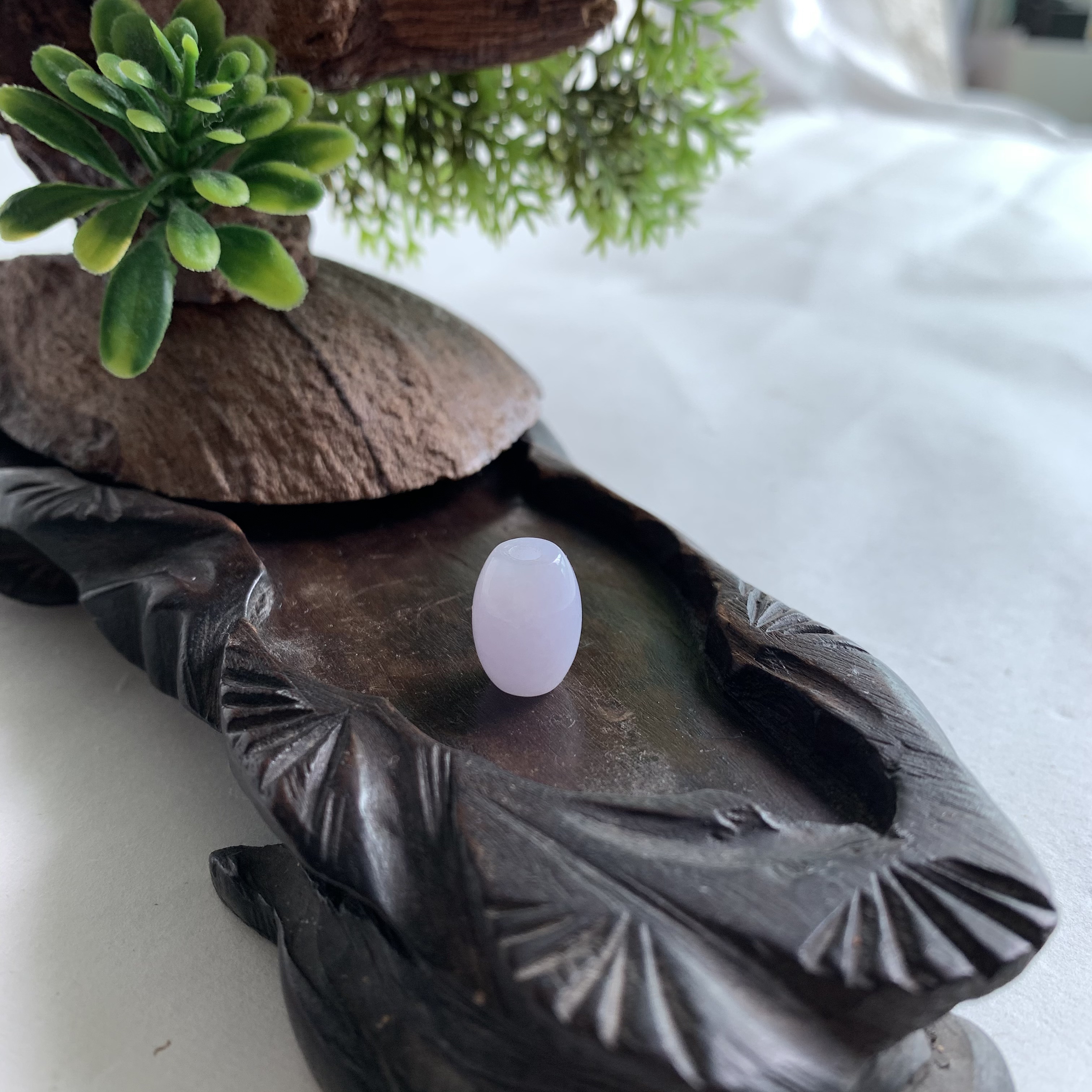 Pale Lavender Jade Barrel "Lu Lu Tong" (PJA00588)