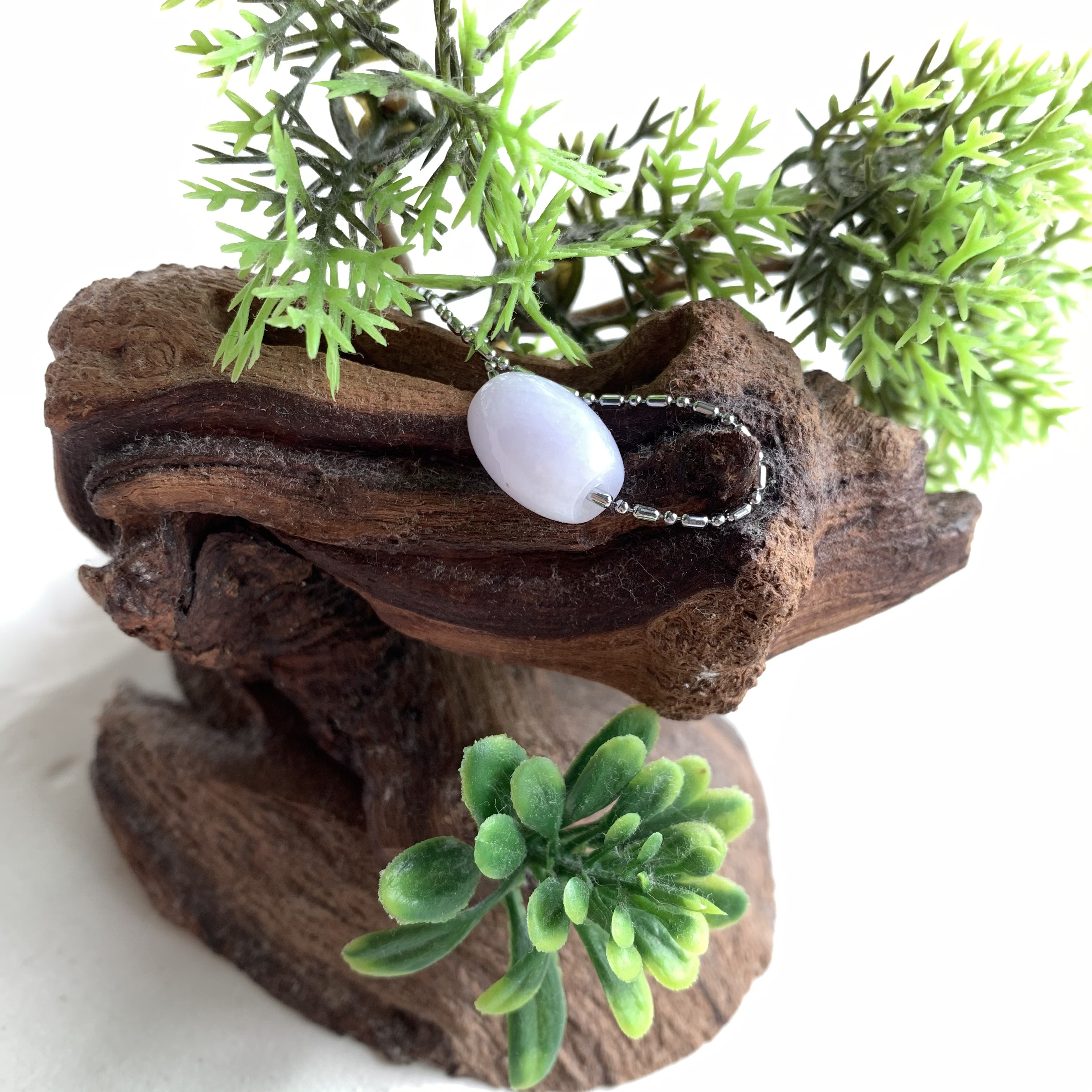 Pale Lavender Jade Barrel "Lu Lu Tong" (PJA00588)