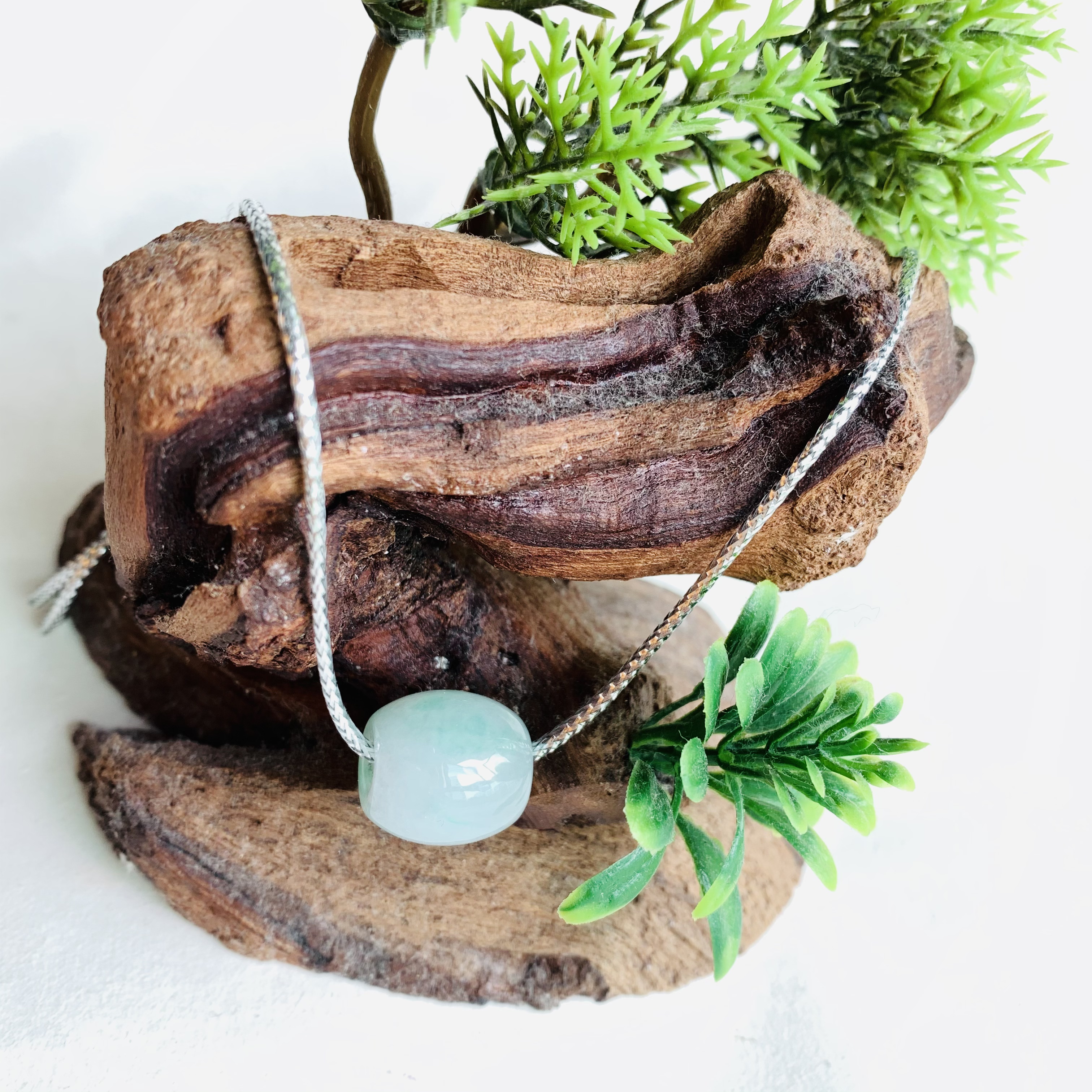 Pale Green Jade Barrel "Lu Lu Tong" (PJA00587)