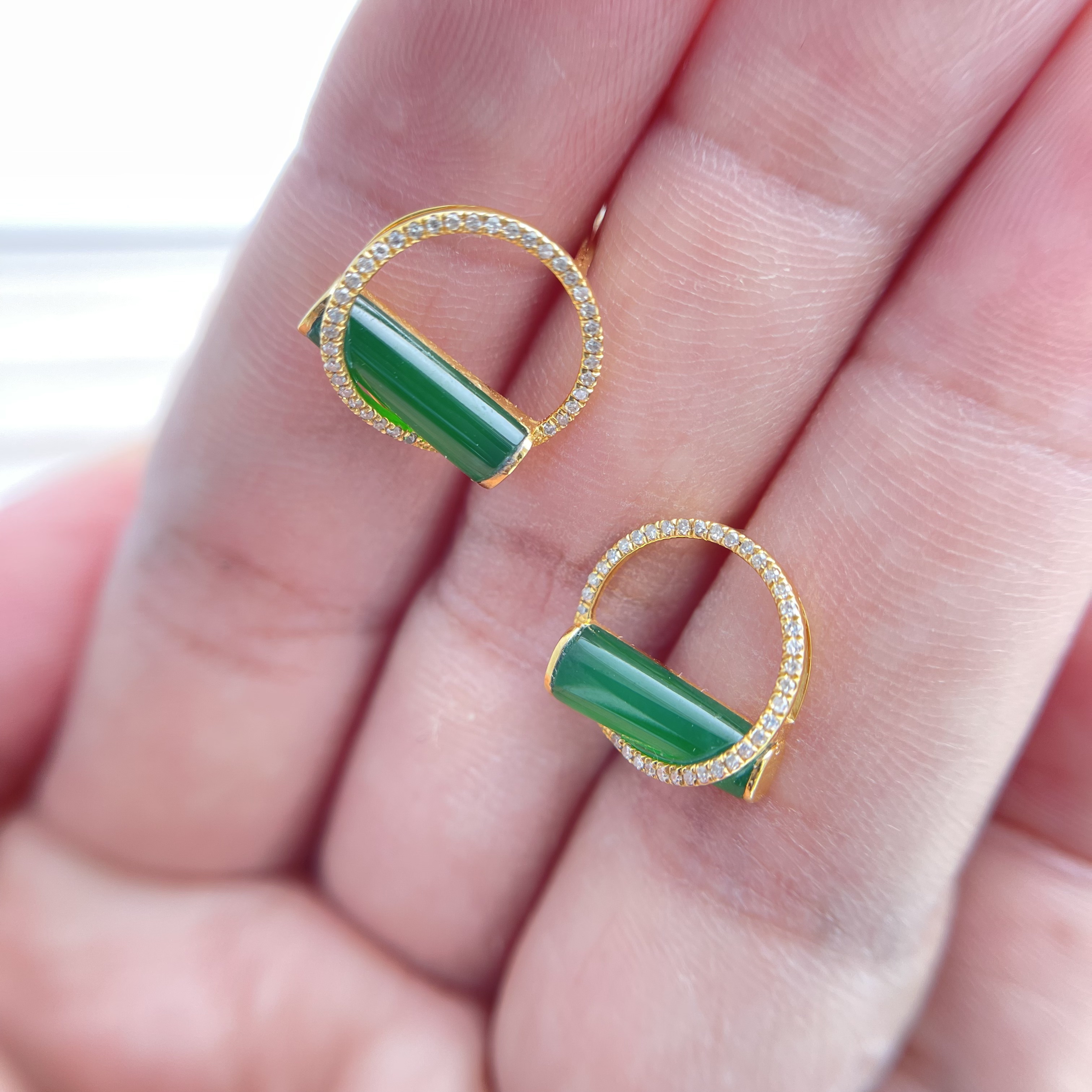 18K Yellow Gold Imperial Green Jade Earrings (PJA00354)