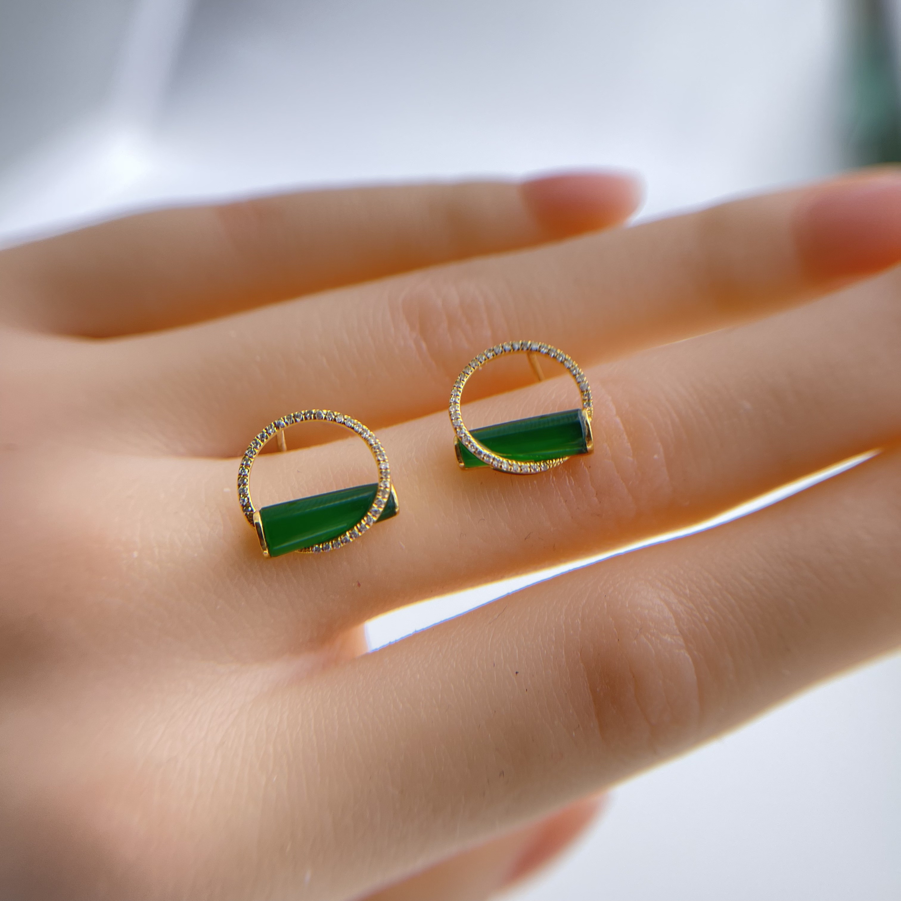 18K Yellow Gold Imperial Green Jade Earrings (PJA00354)