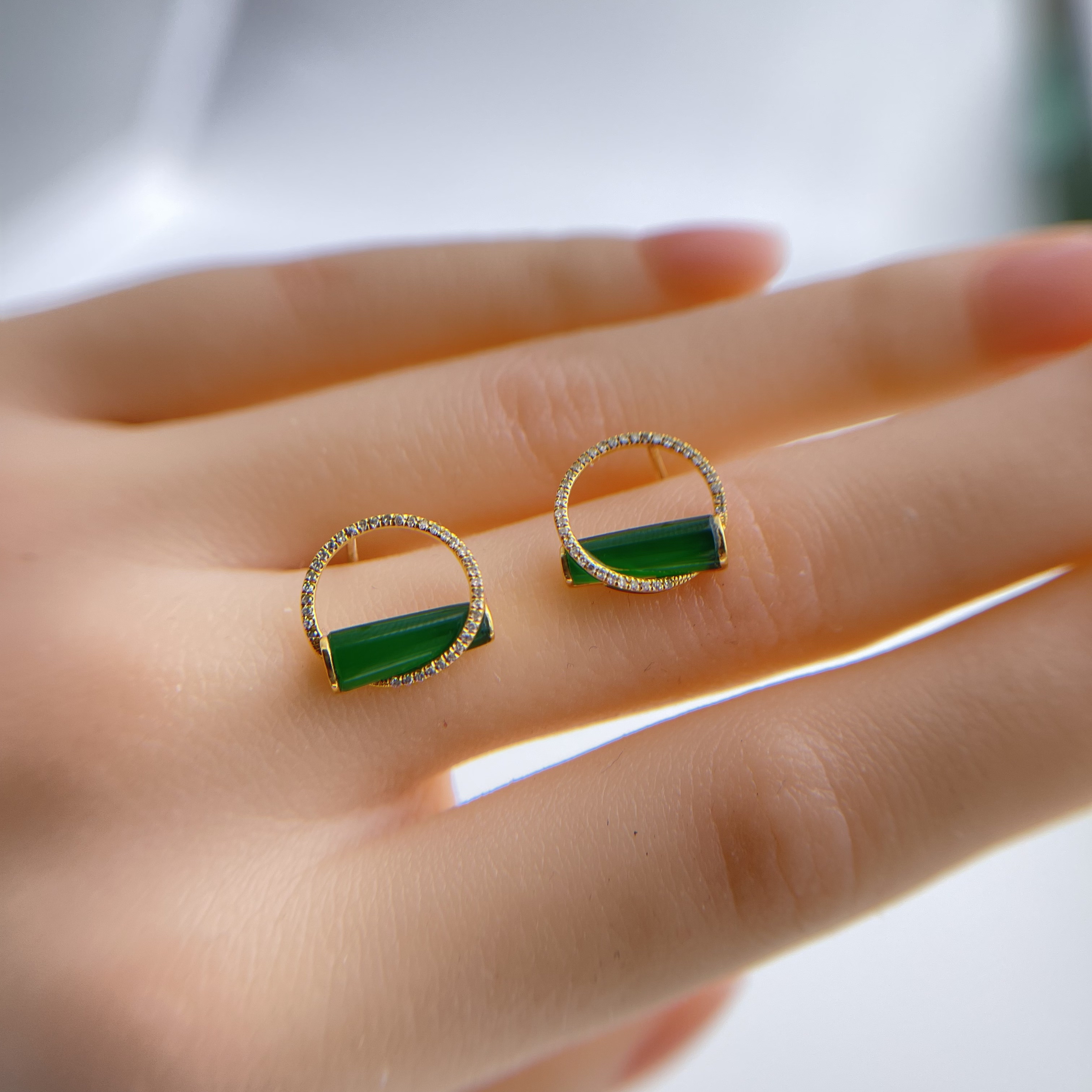 18K Yellow Gold Imperial Green Jade Earrings (PJA00354)