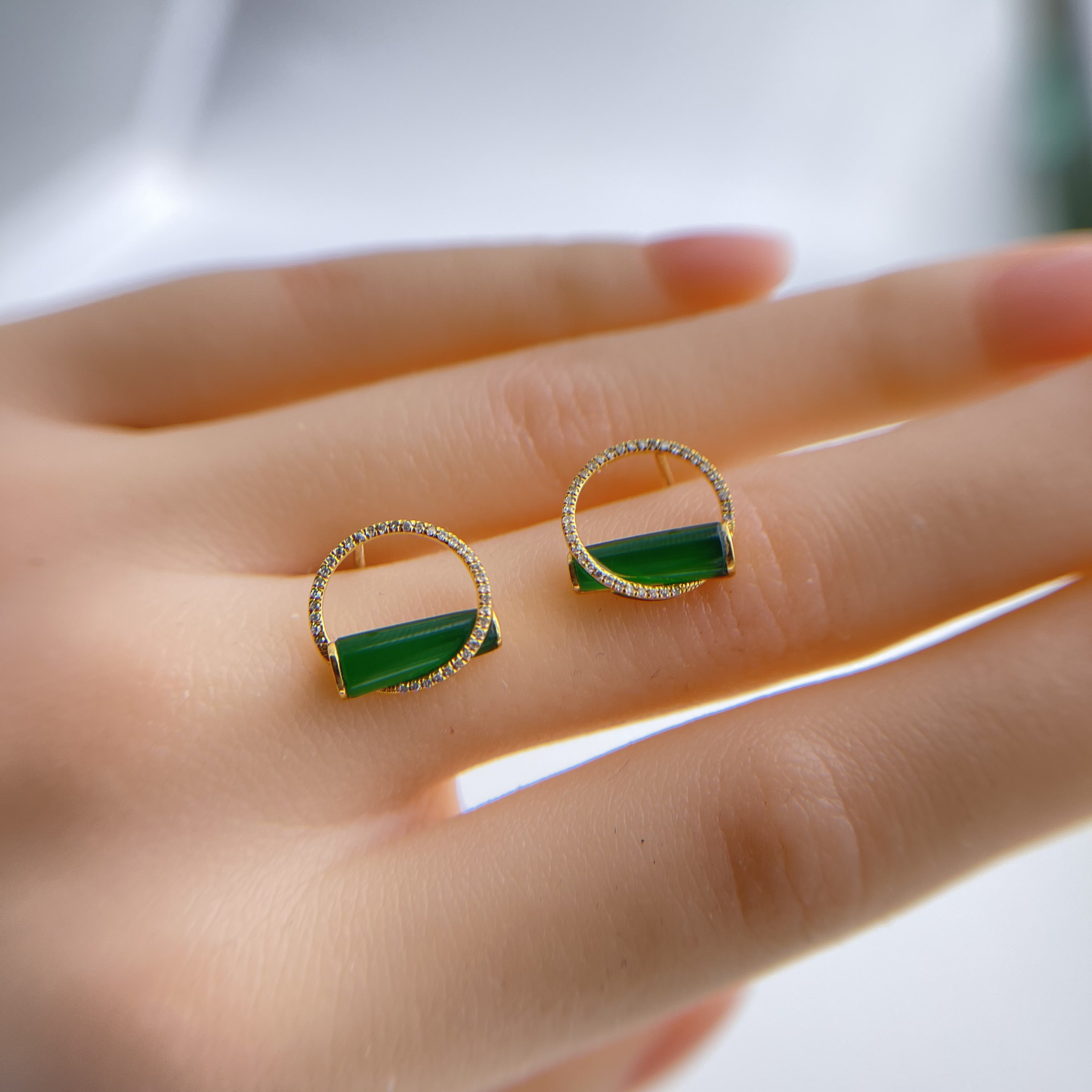 18K Yellow Gold Imperial Green Jade Earrings (PJA00354)