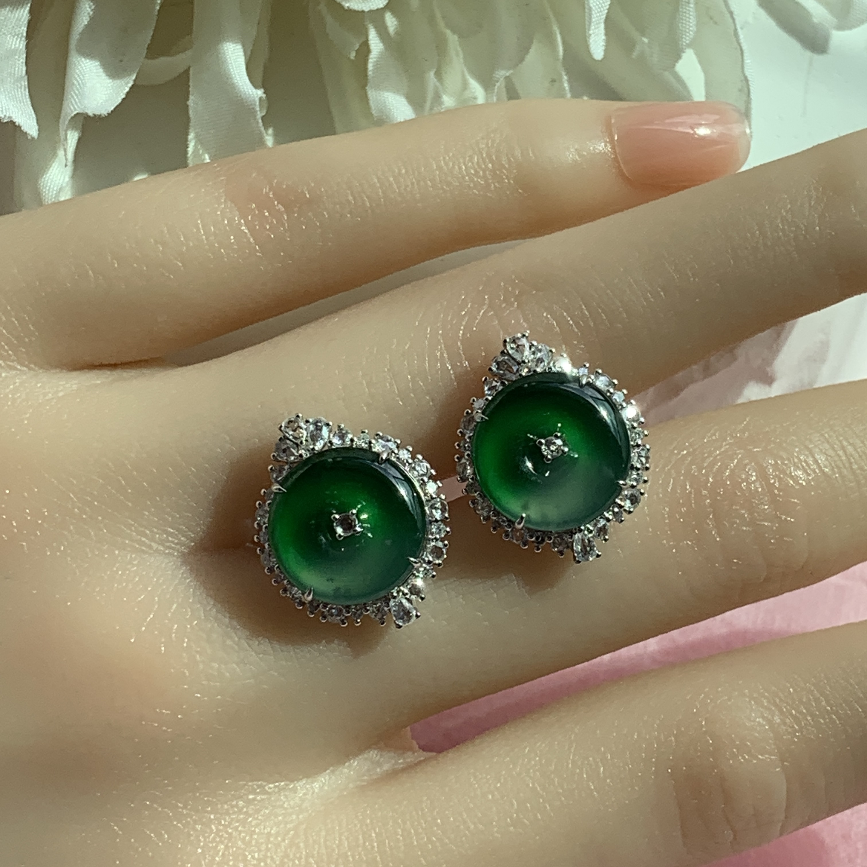 18K White Gold Green Jade Safety Coin Earrings (PJA00649)