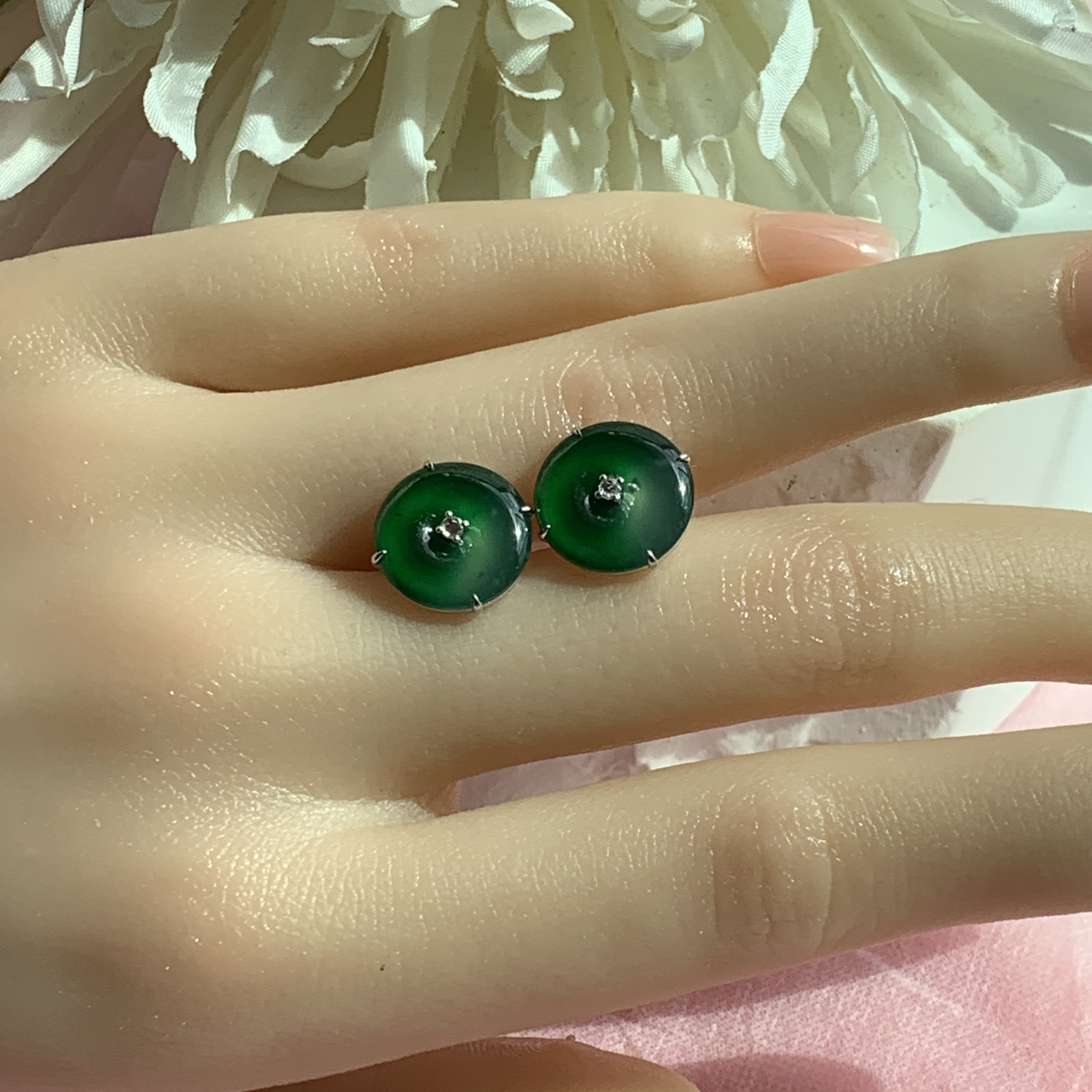 18K White Gold Green Jade Safety Coin Earrings (PJA00649)