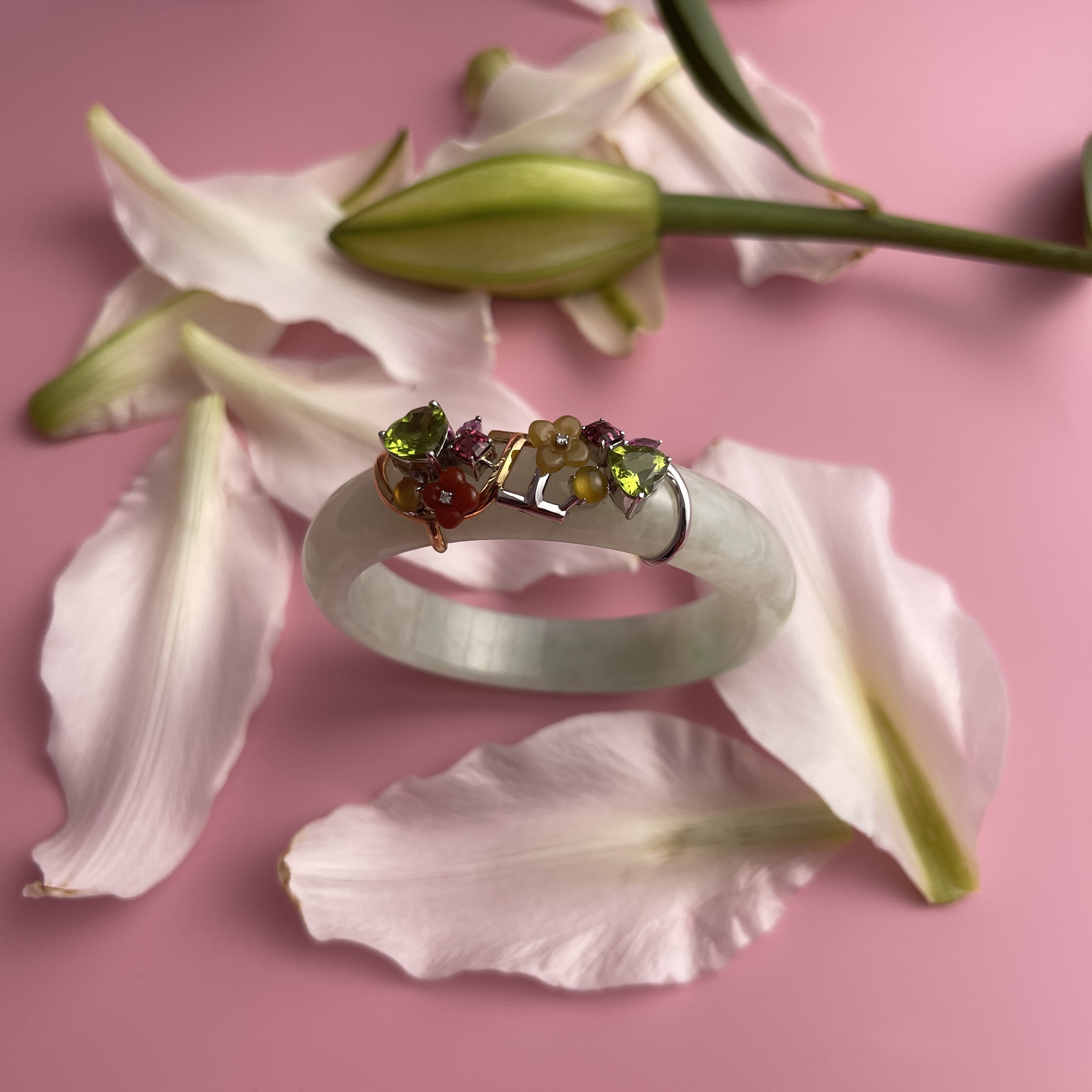 18K White Gold Trapezium Jade Pendant  (PJA00054)