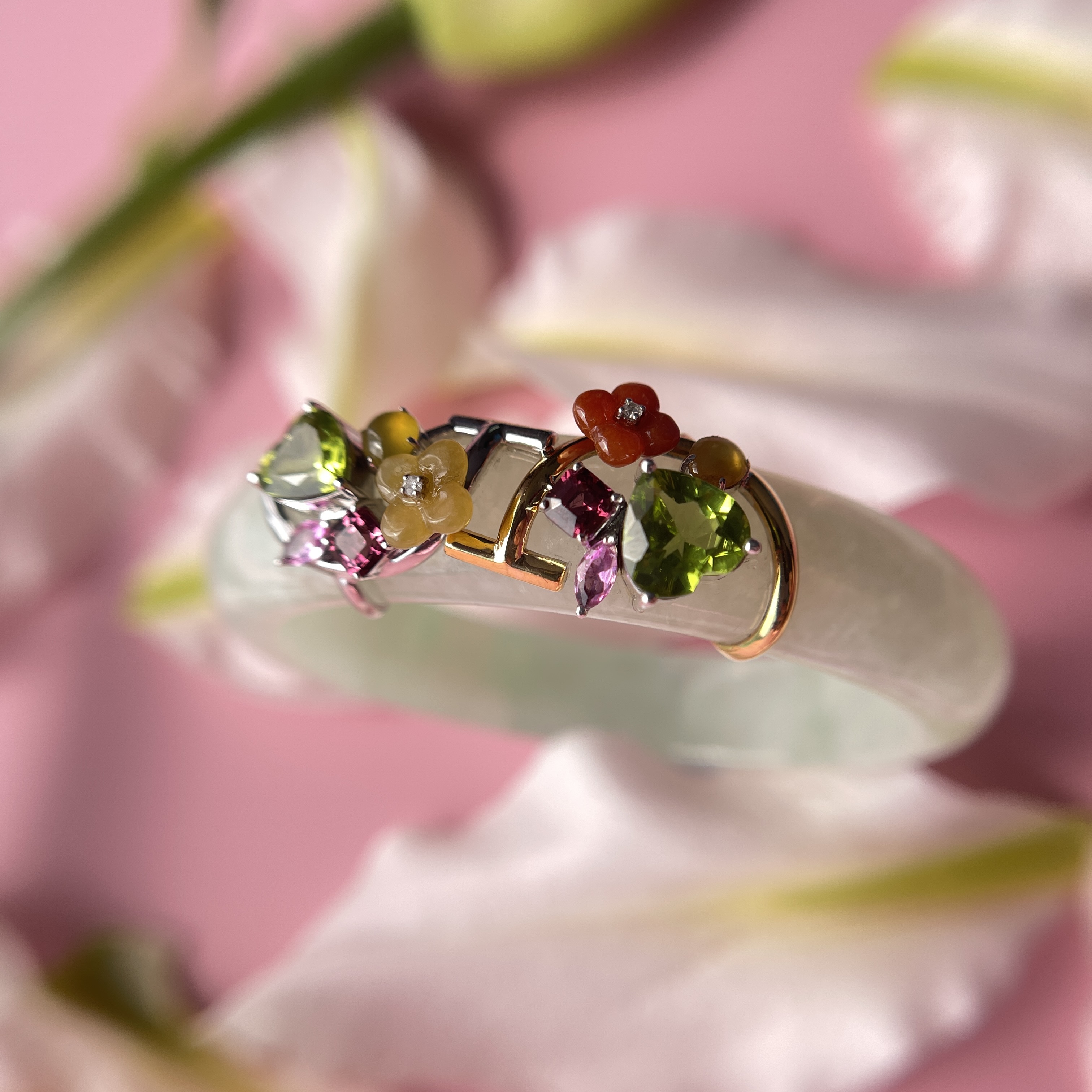 18K White Gold Trapezium Jade Pendant  (PJA00054)