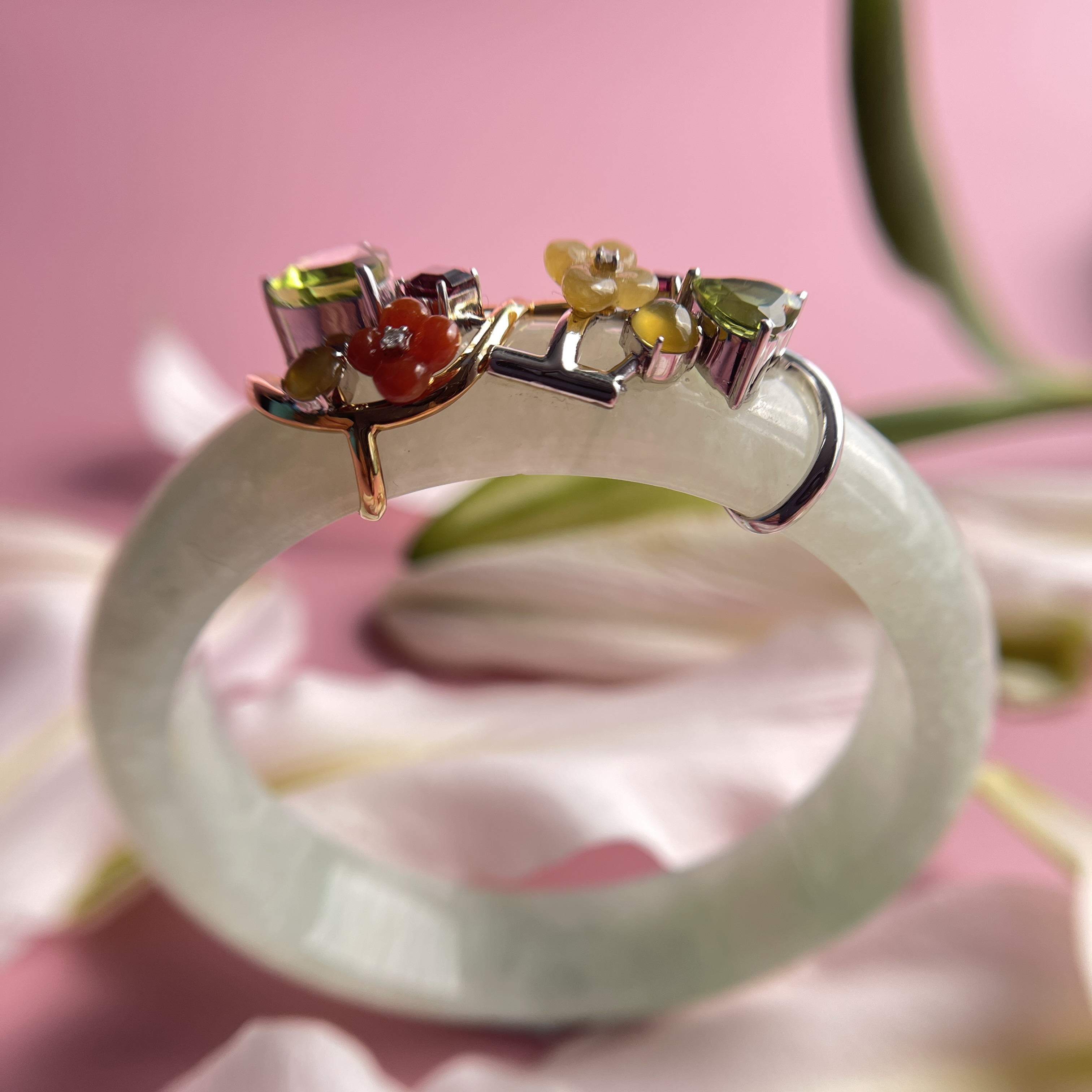 18K White Gold Trapezium Jade Pendant  (PJA00054)