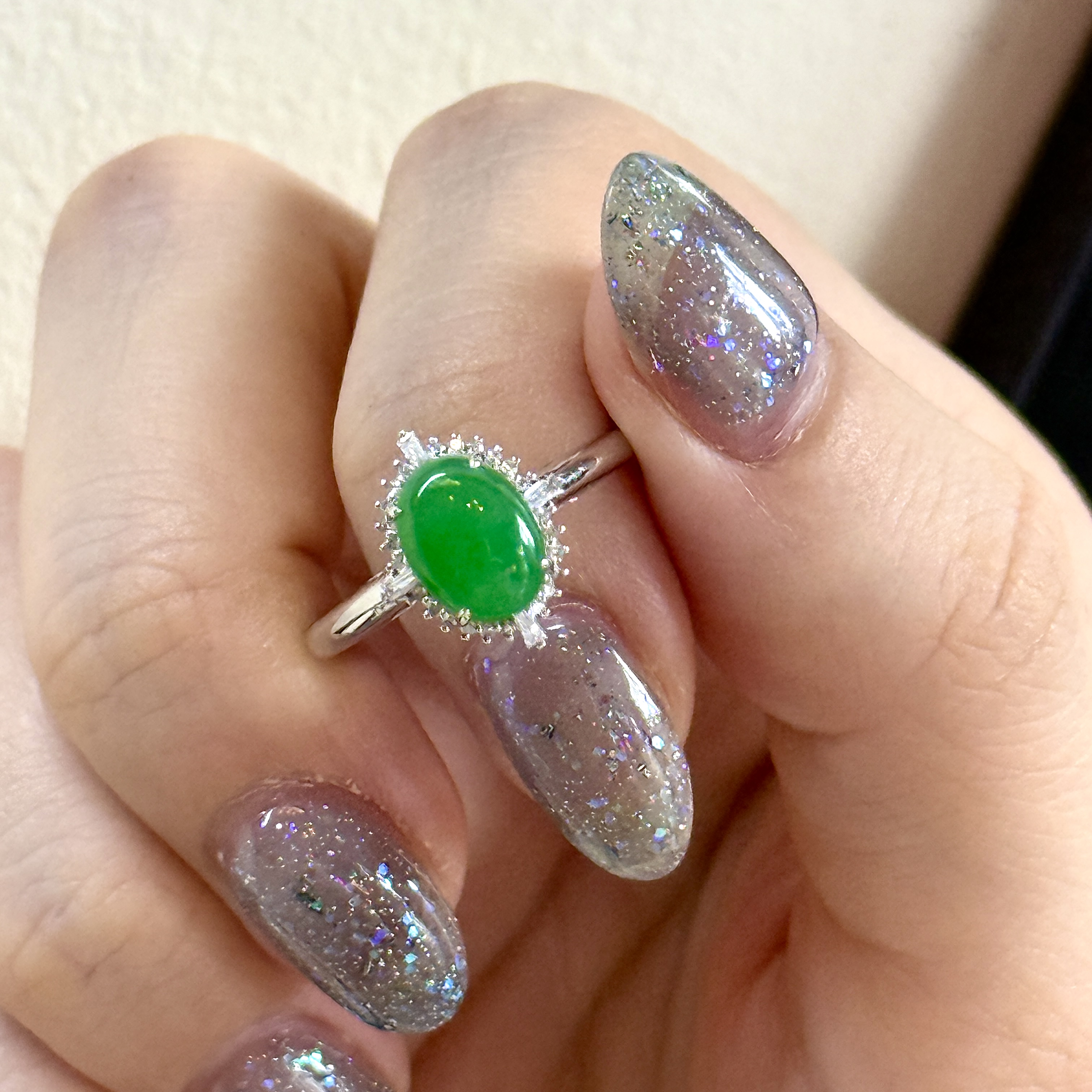 18k White Gold Green Jade Ring (PJA00929)