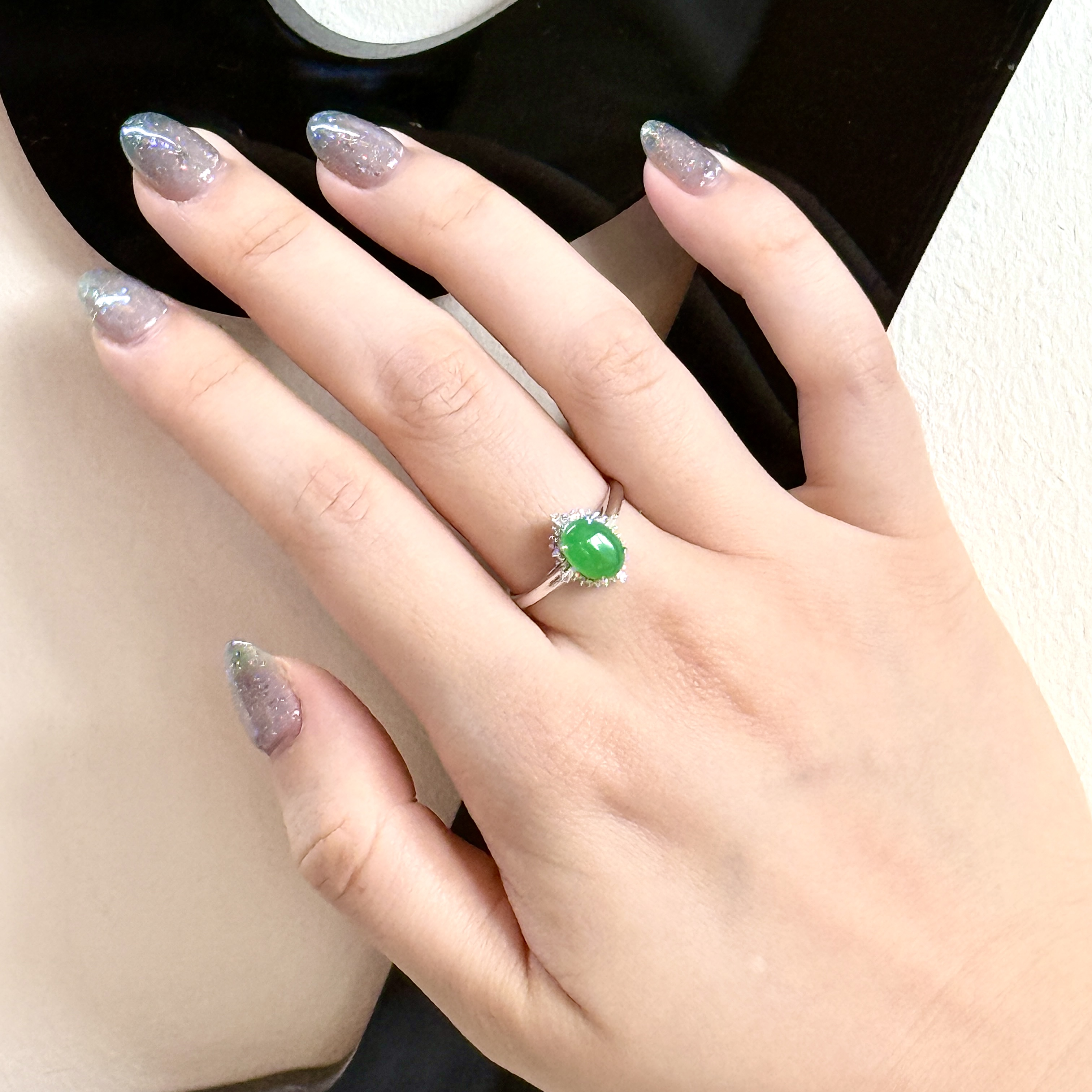 18k White Gold Green Jade Ring (PJA00929)