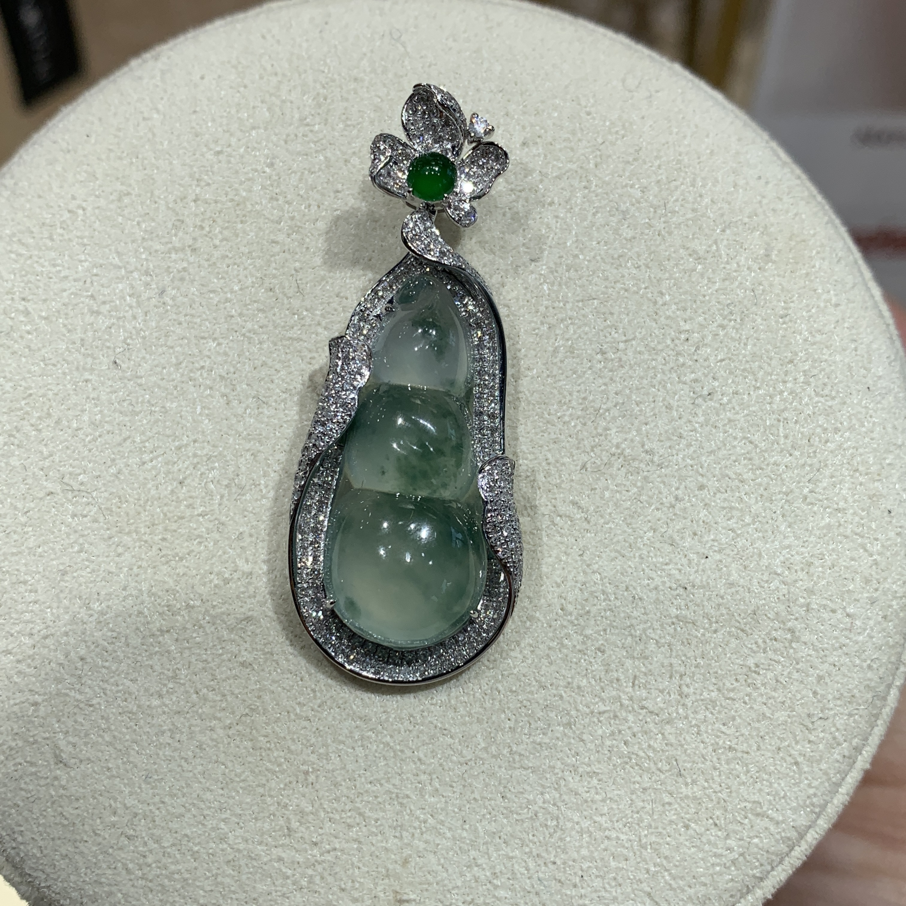 Bluish Green Piao Hua Peapod Jade Pendant (PJA00697)