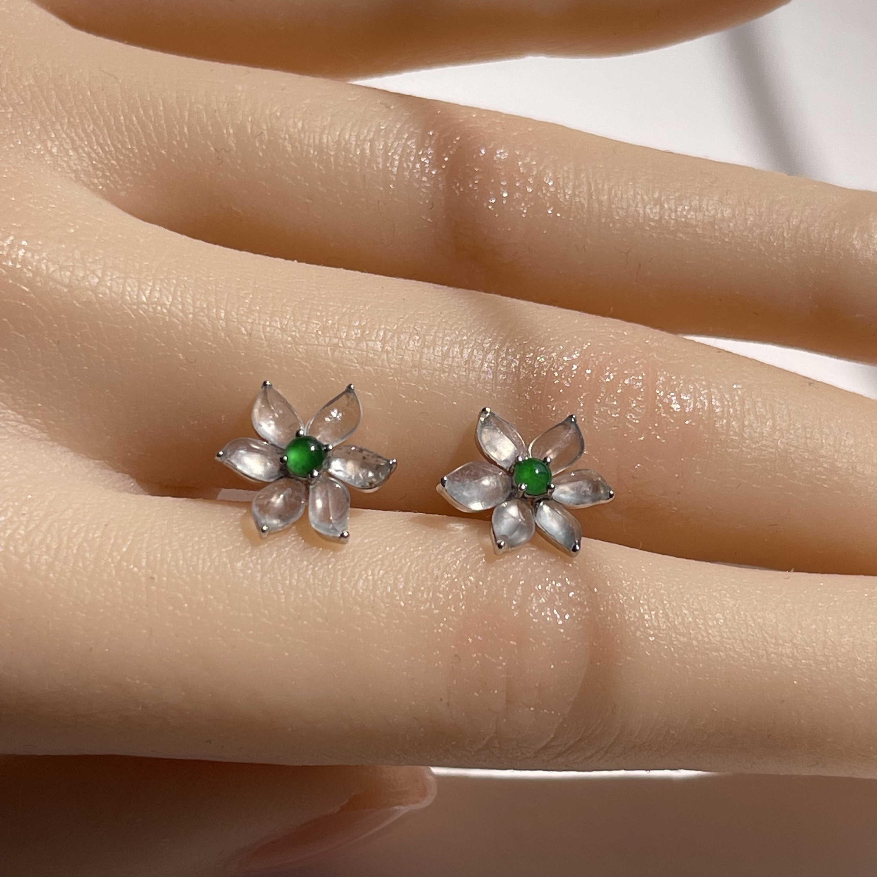 18K White Gold Flower Jade Earrings (PJA00356)