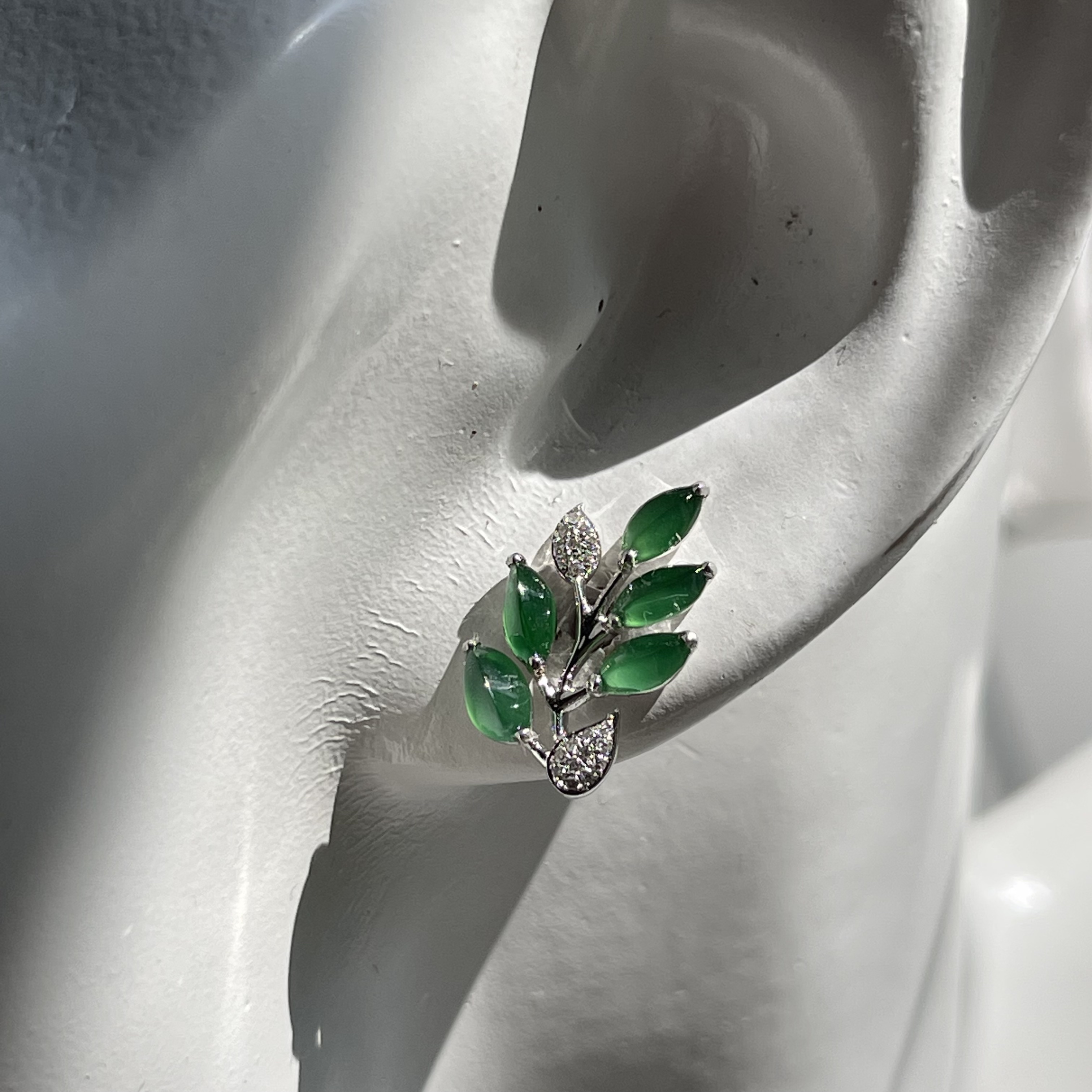 18K White Gold Flower Jade Earrings (PJA00399)