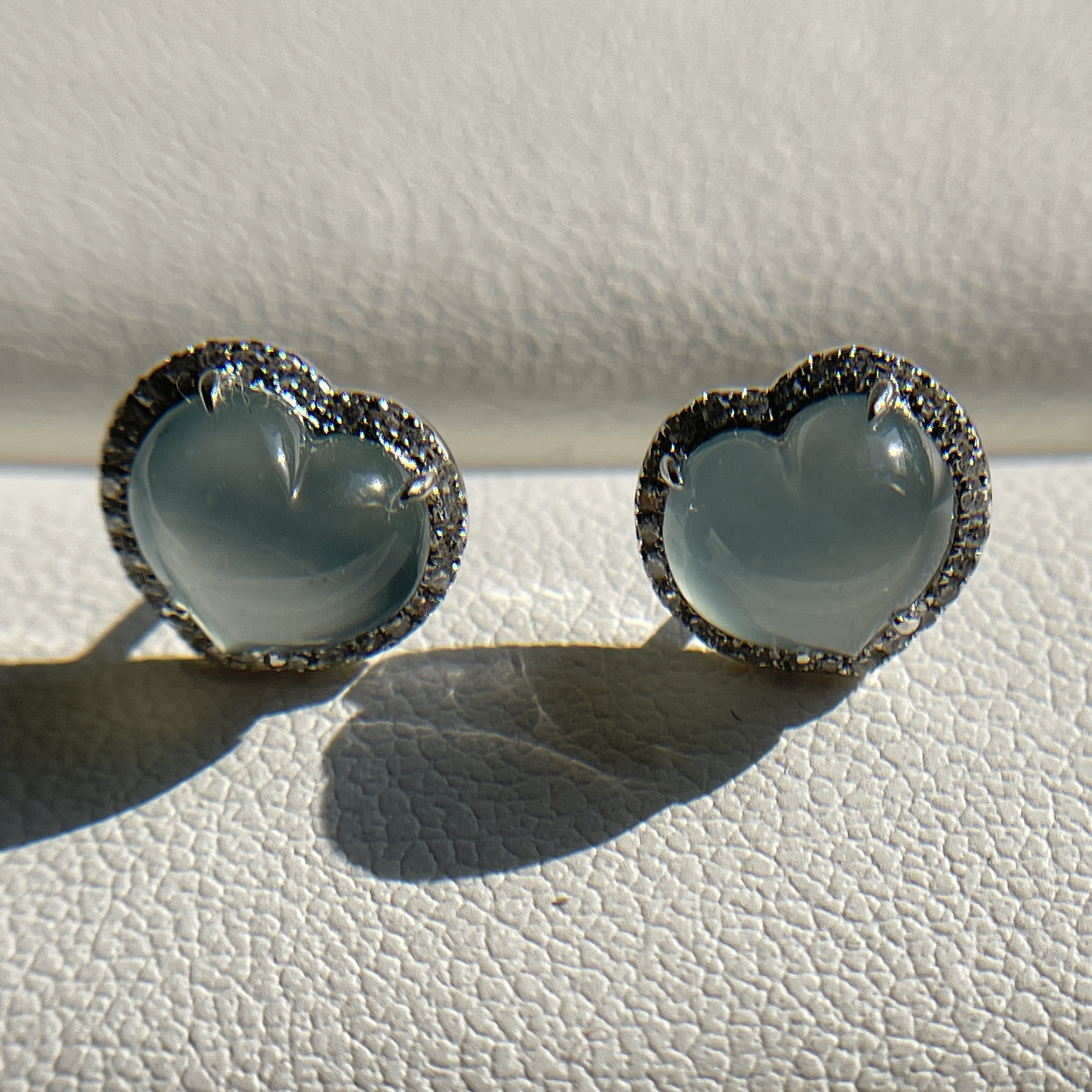 18K White Gold Light Blue Heart Shaped Jade Earrings (PJA00414)