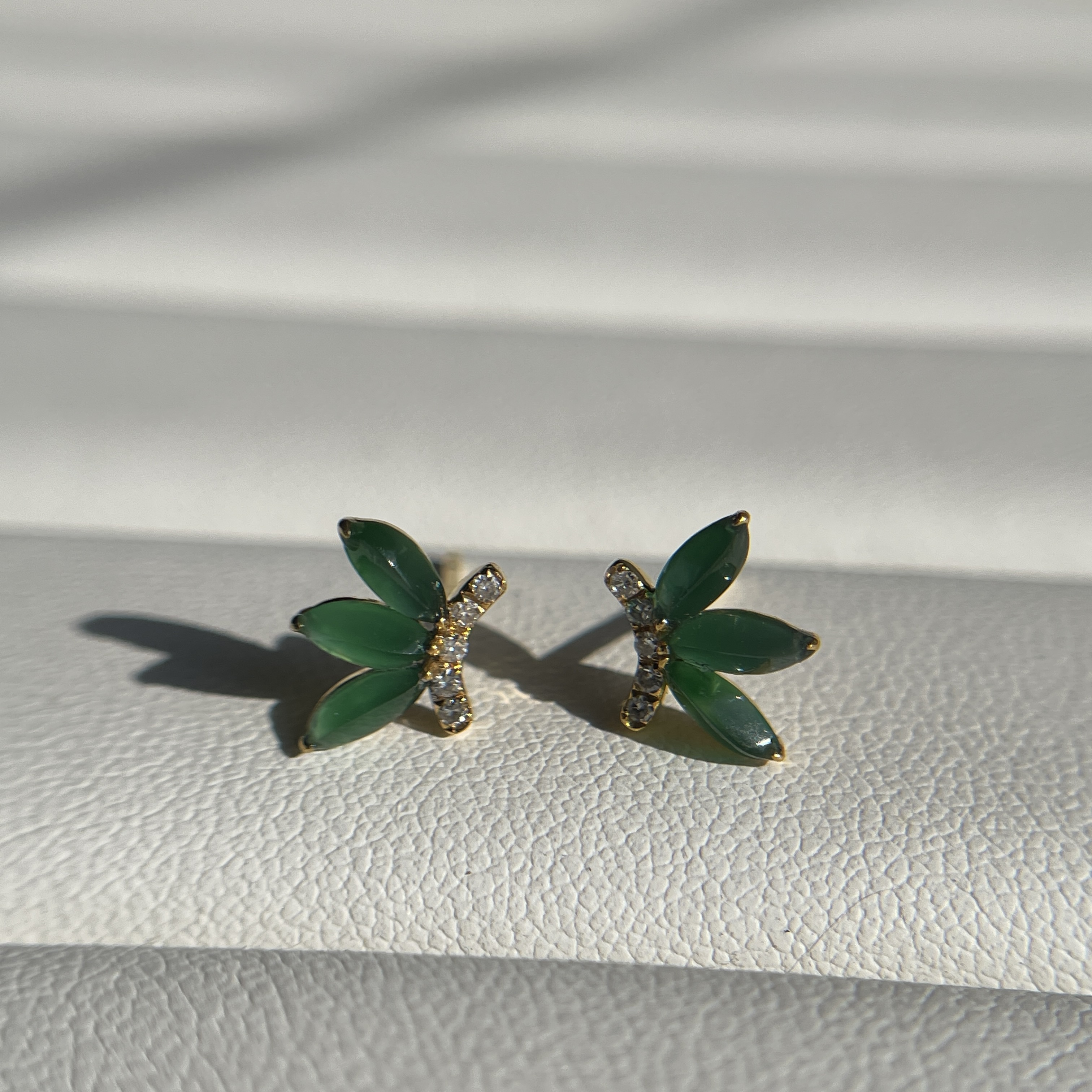 18K Yellow Gold Green Jade Earrings (PJA00357)