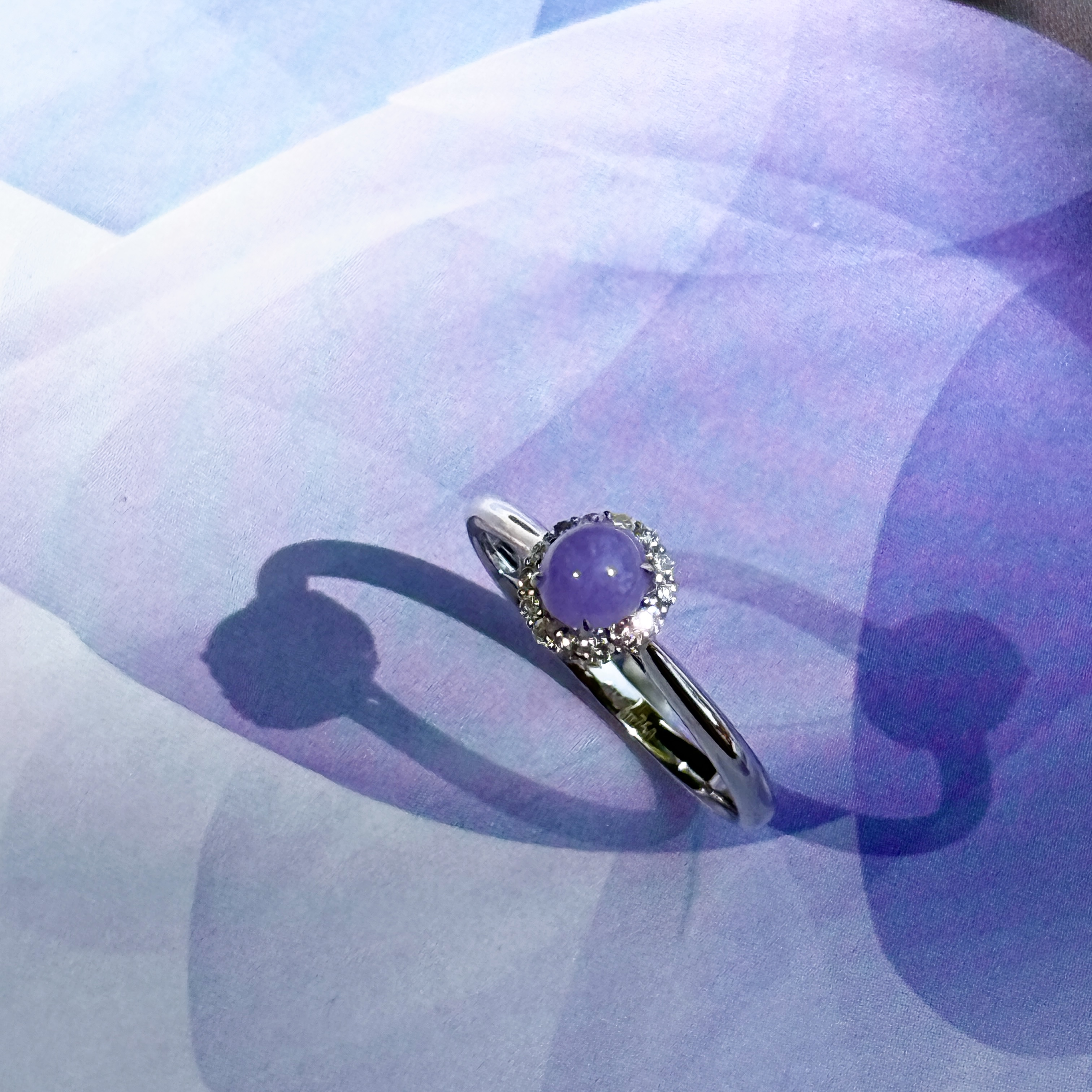 18K White Gold Lavender Jade Ring (PJA00514)