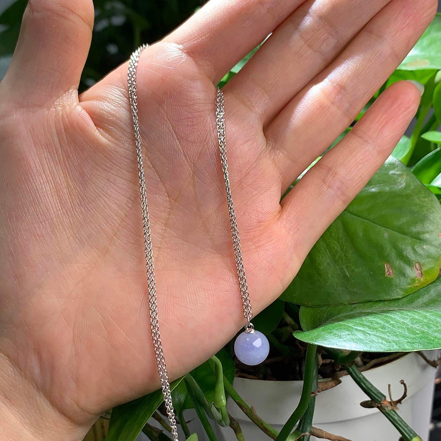 18K White Gold Chain With Lavender Jade Bead Ball (PJA00571)