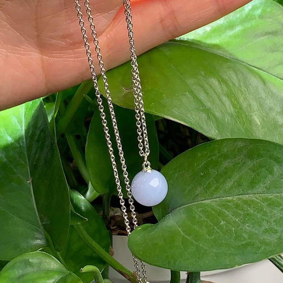 18K White Gold Chain With Lavender Jade Bead Ball (PJA00571)