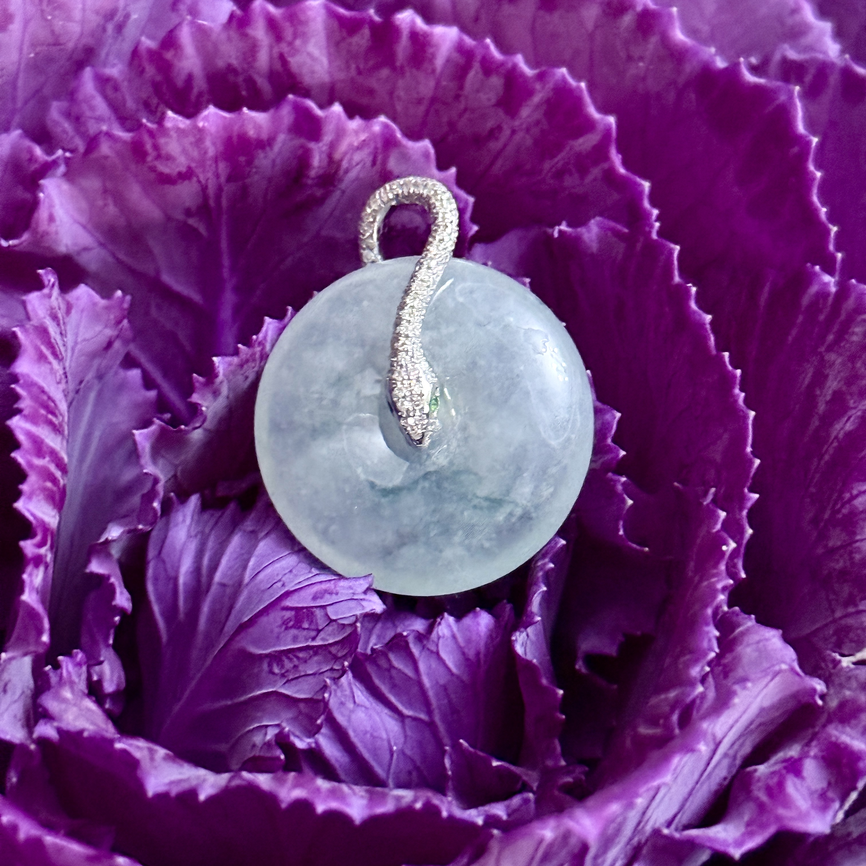 18k White Gold Safety Coin Pendant (PJA00569)