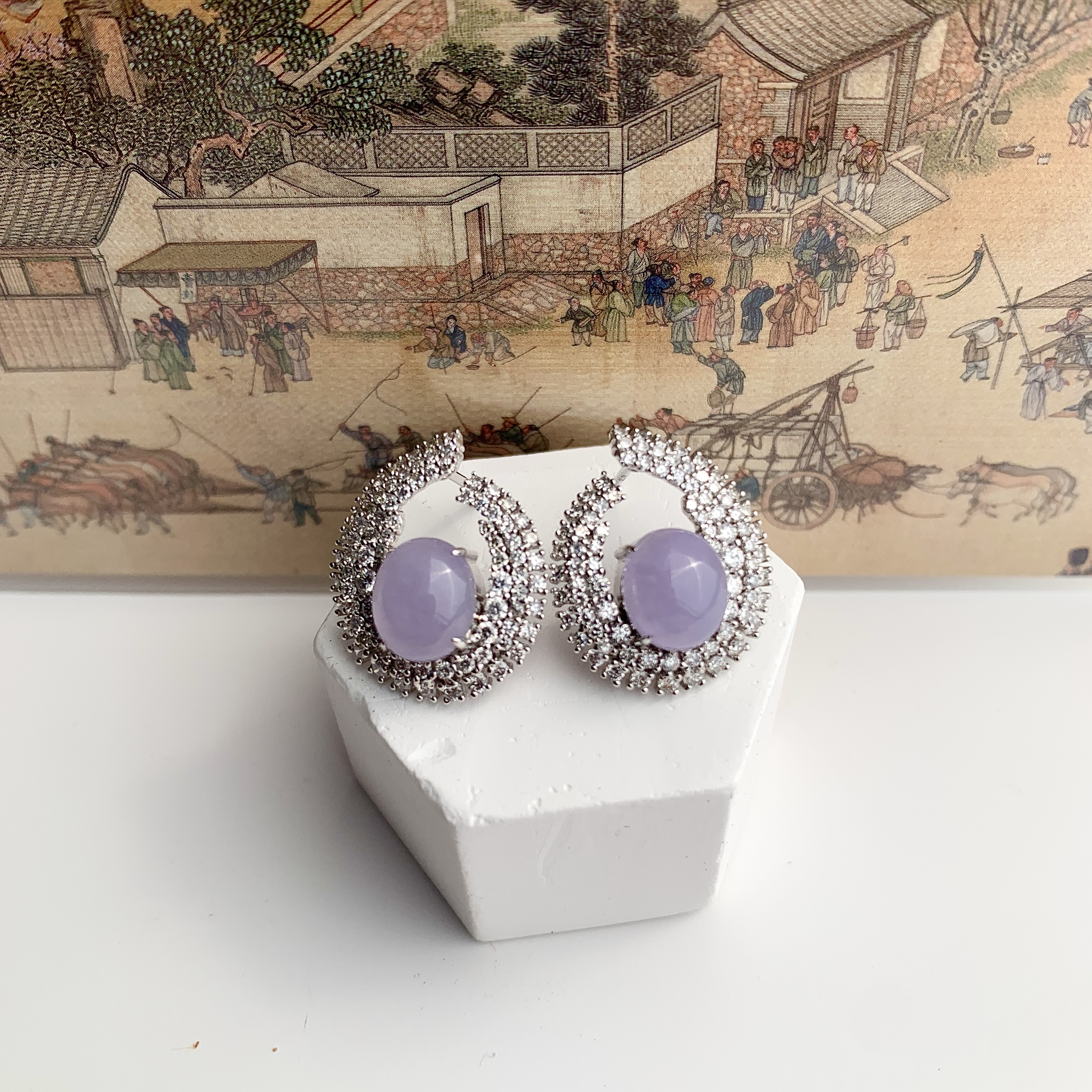 18K White Gold Lavender Jade Ear Studs (PJA00744)