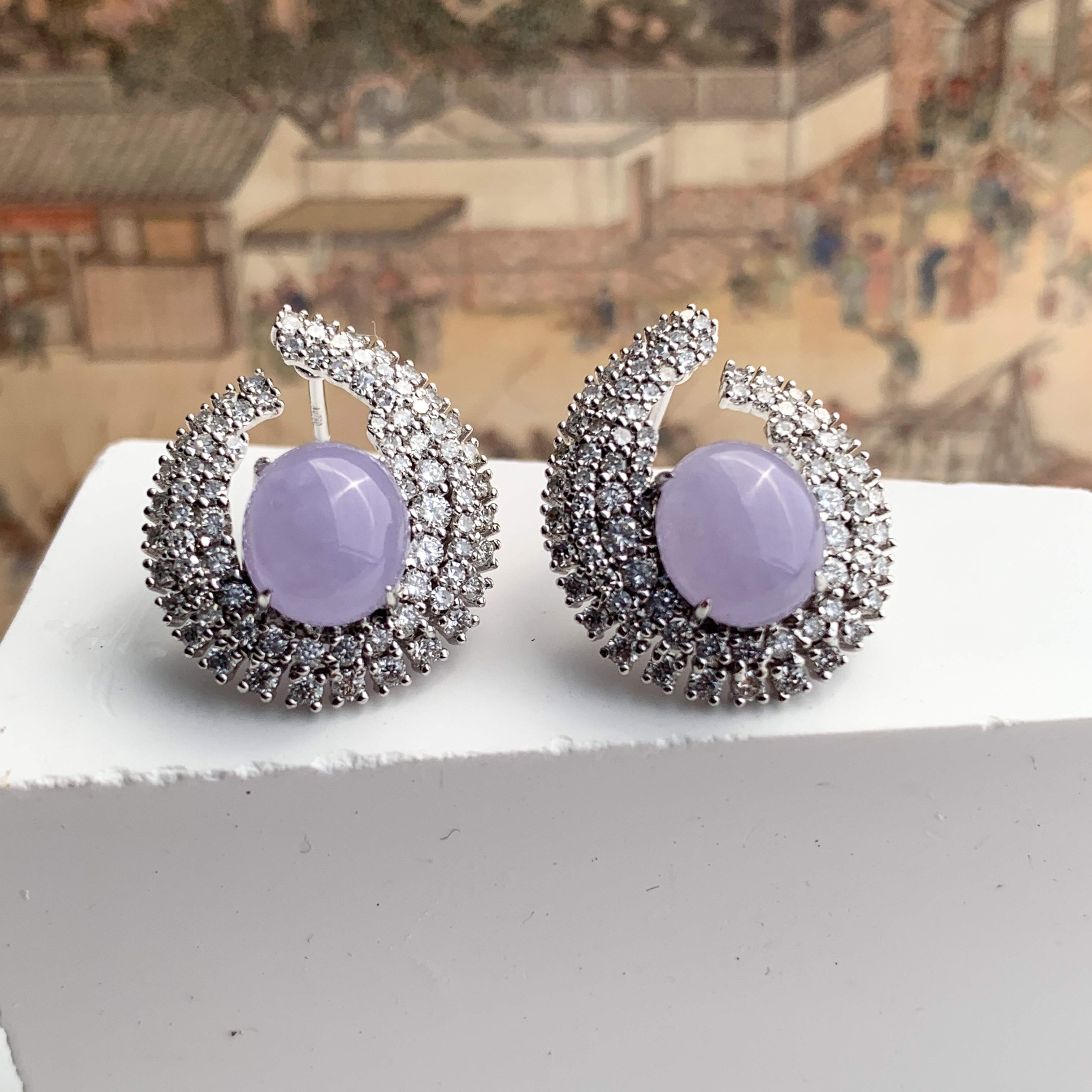 18K White Gold Lavender Jade Ear Studs (PJA00744)