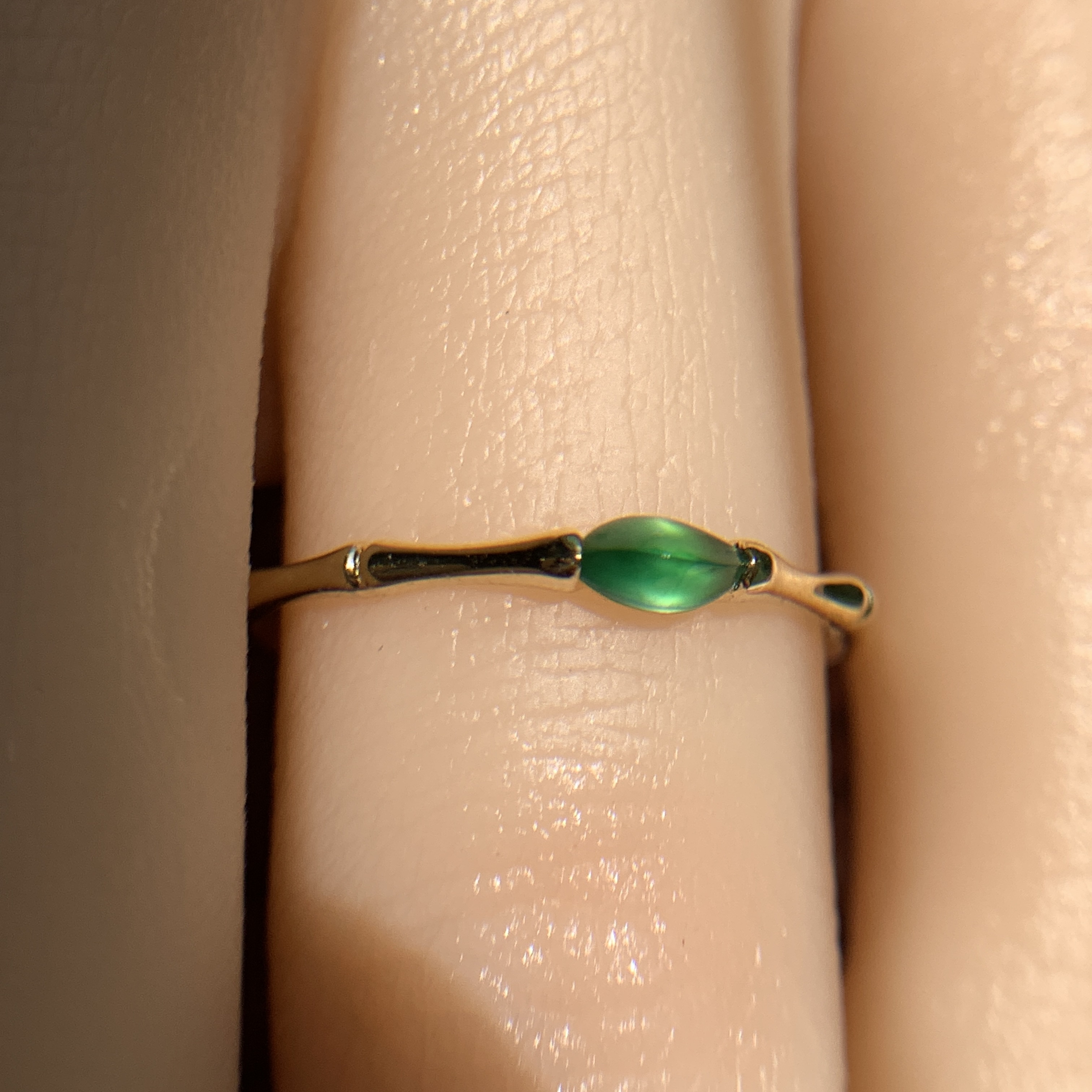 18K Yellow Gold Green Jade Ring (PJA00355A)