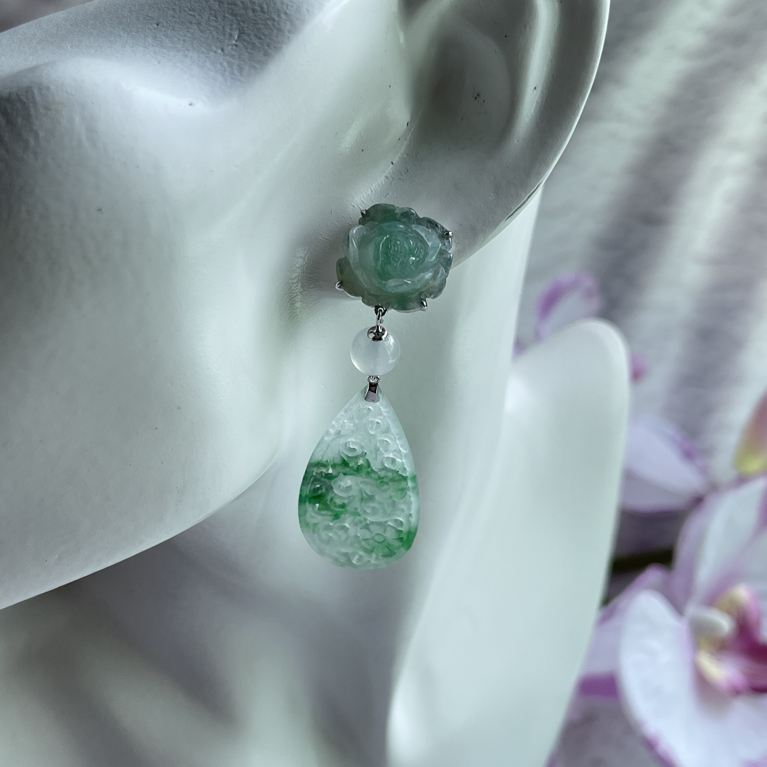 18K White Gold Carved Jade Earrings (PJA00441)