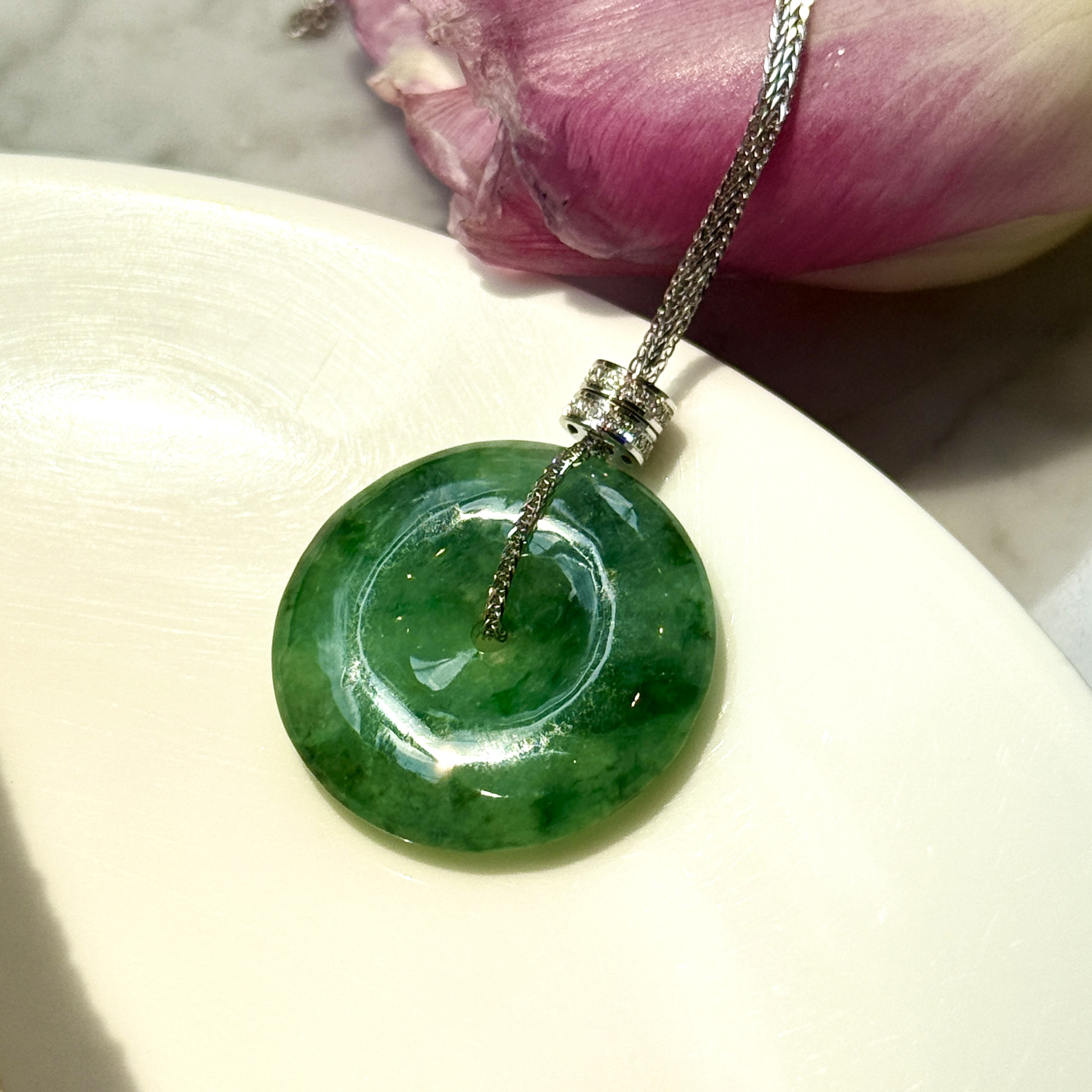 18K White Gold Green Safety Coin Necklace (PJA01141)