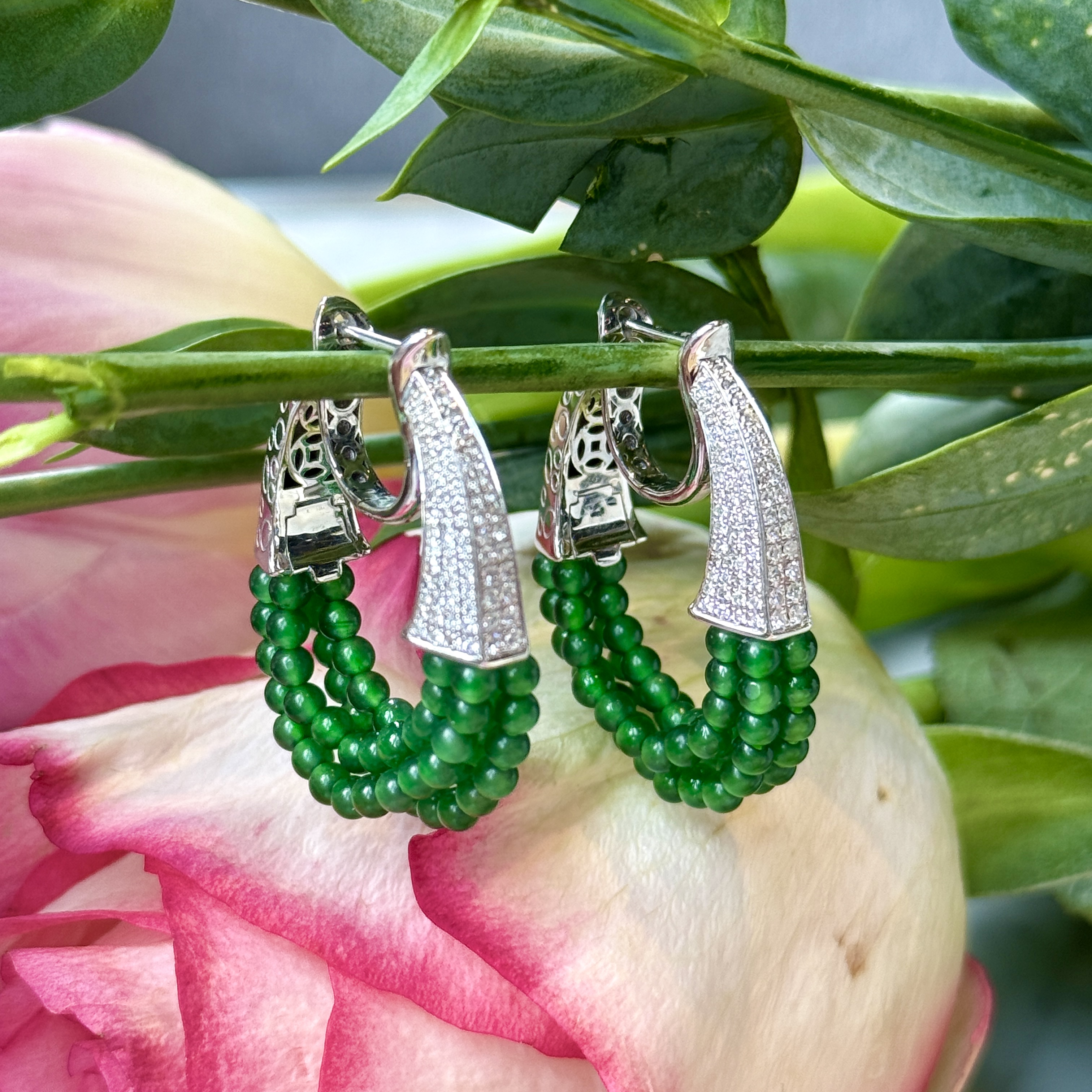 18K White Gold Jade Green Beads Hoop Earrings (PJA00768)