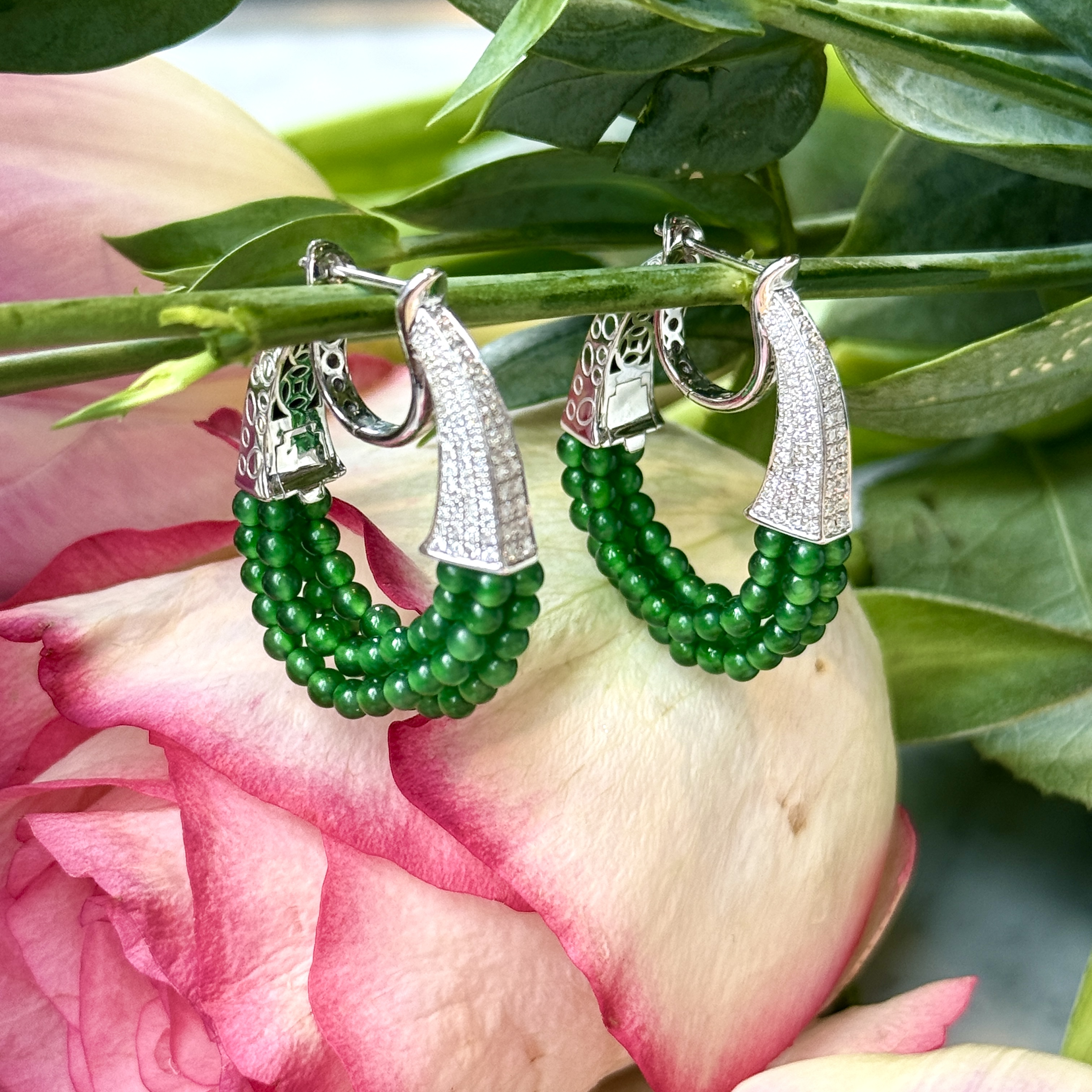 18K White Gold Jade Green Beads Hoop Earrings (PJA00768)