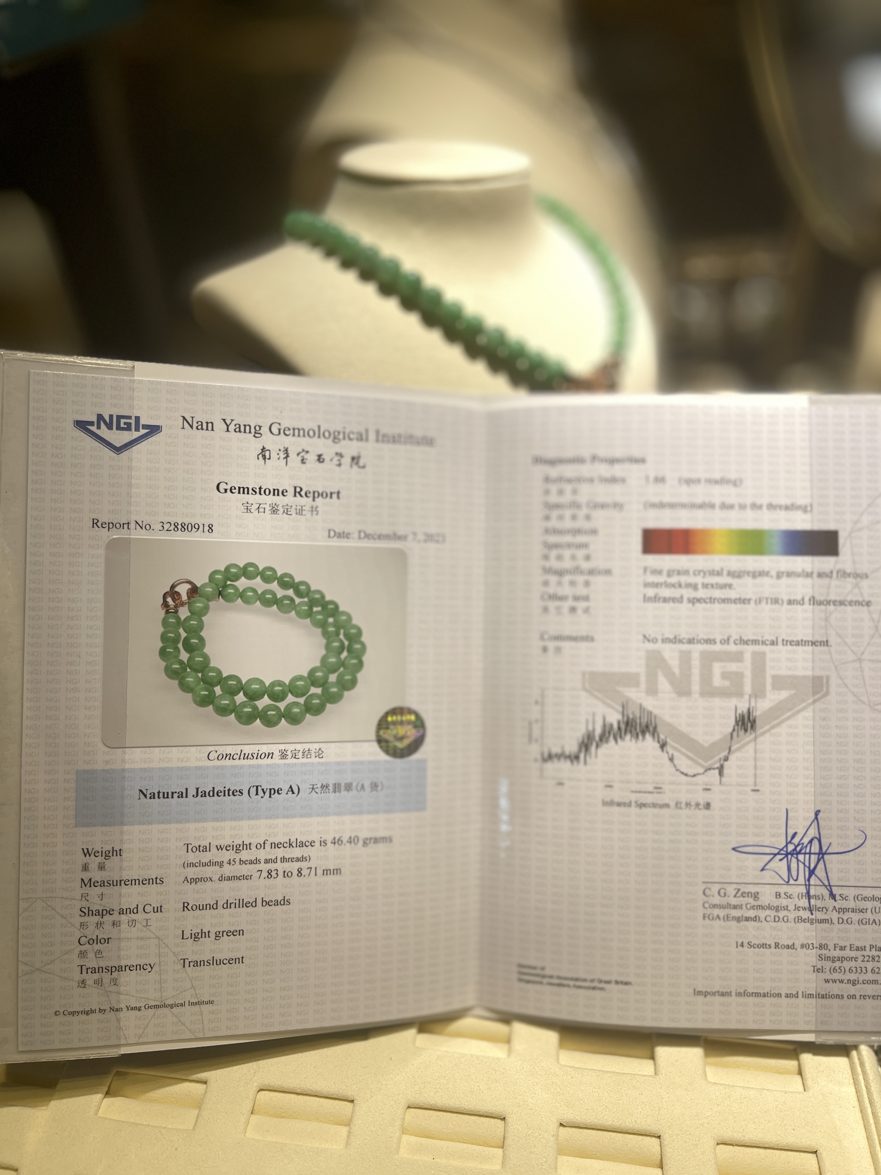 Apple Green Jadeite Beads Bracelet or Necklace (PJA00292)