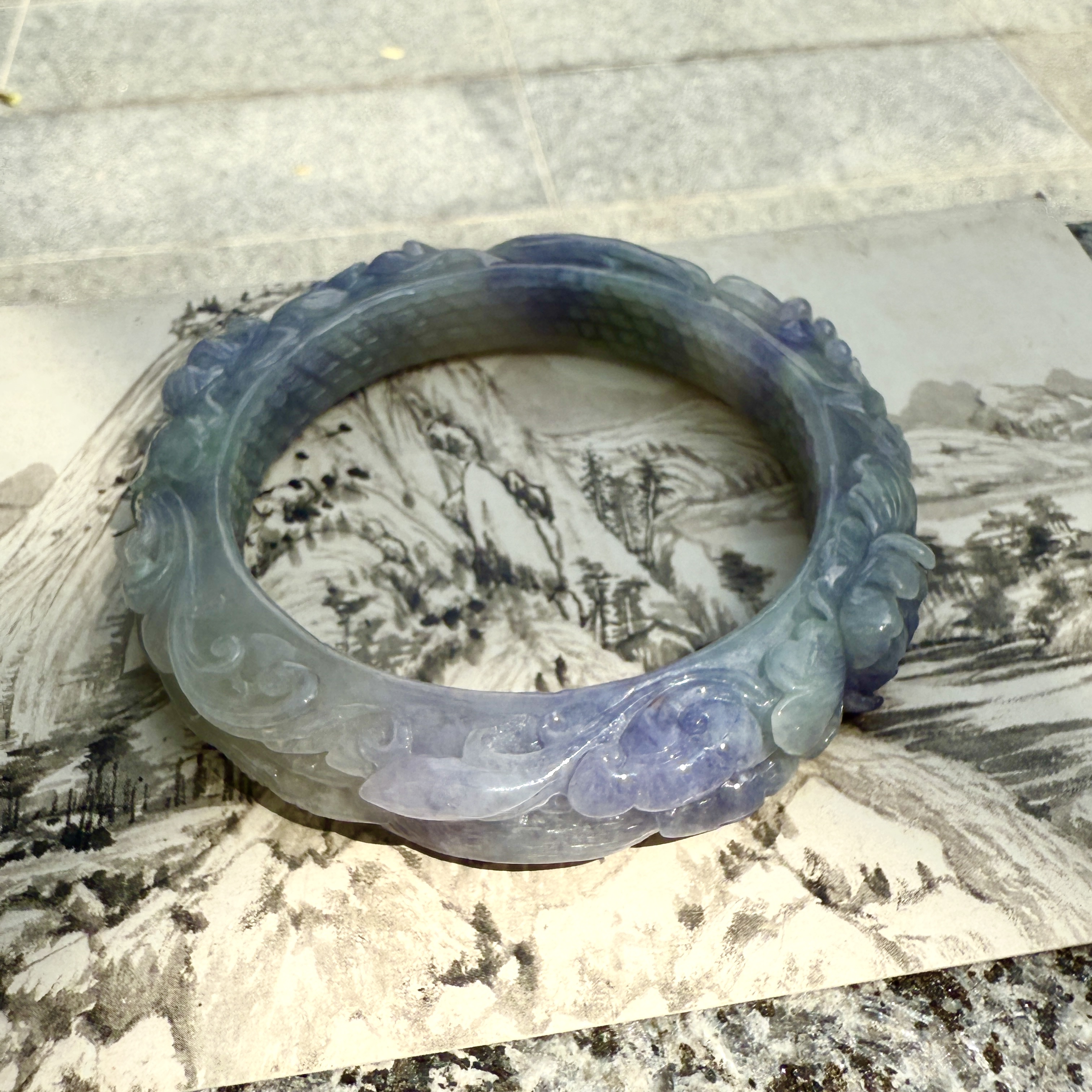 Carved Lavender Jadeite Bangle (PJA00777)