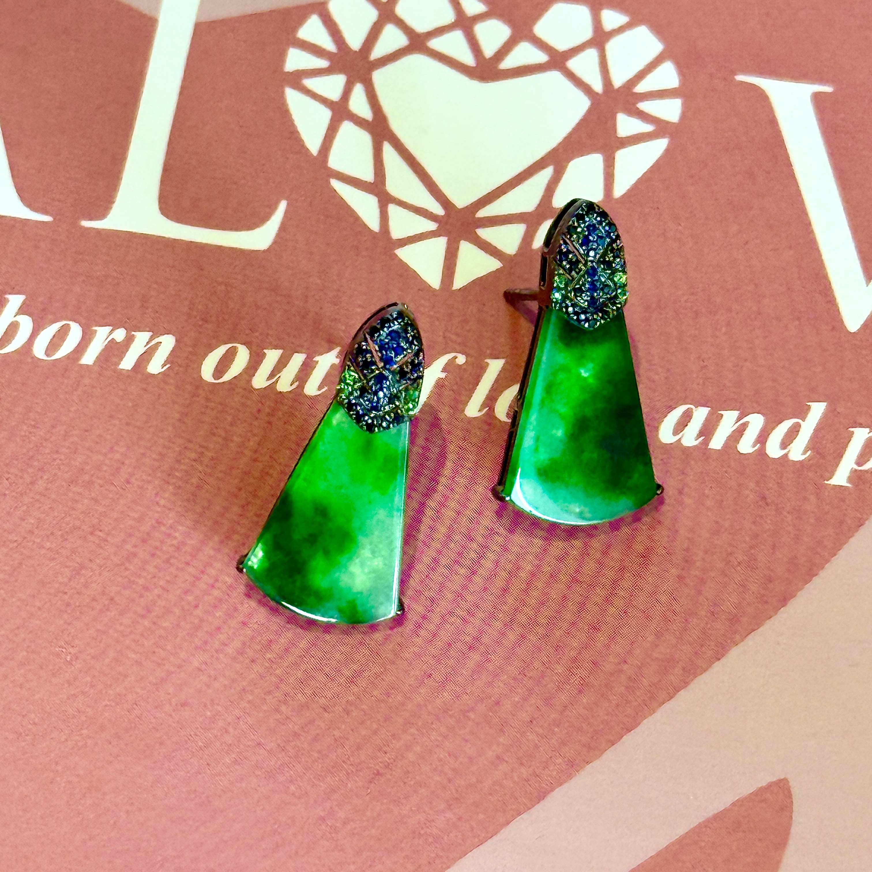 18K White Gold Green Earrings (PJA00517C)