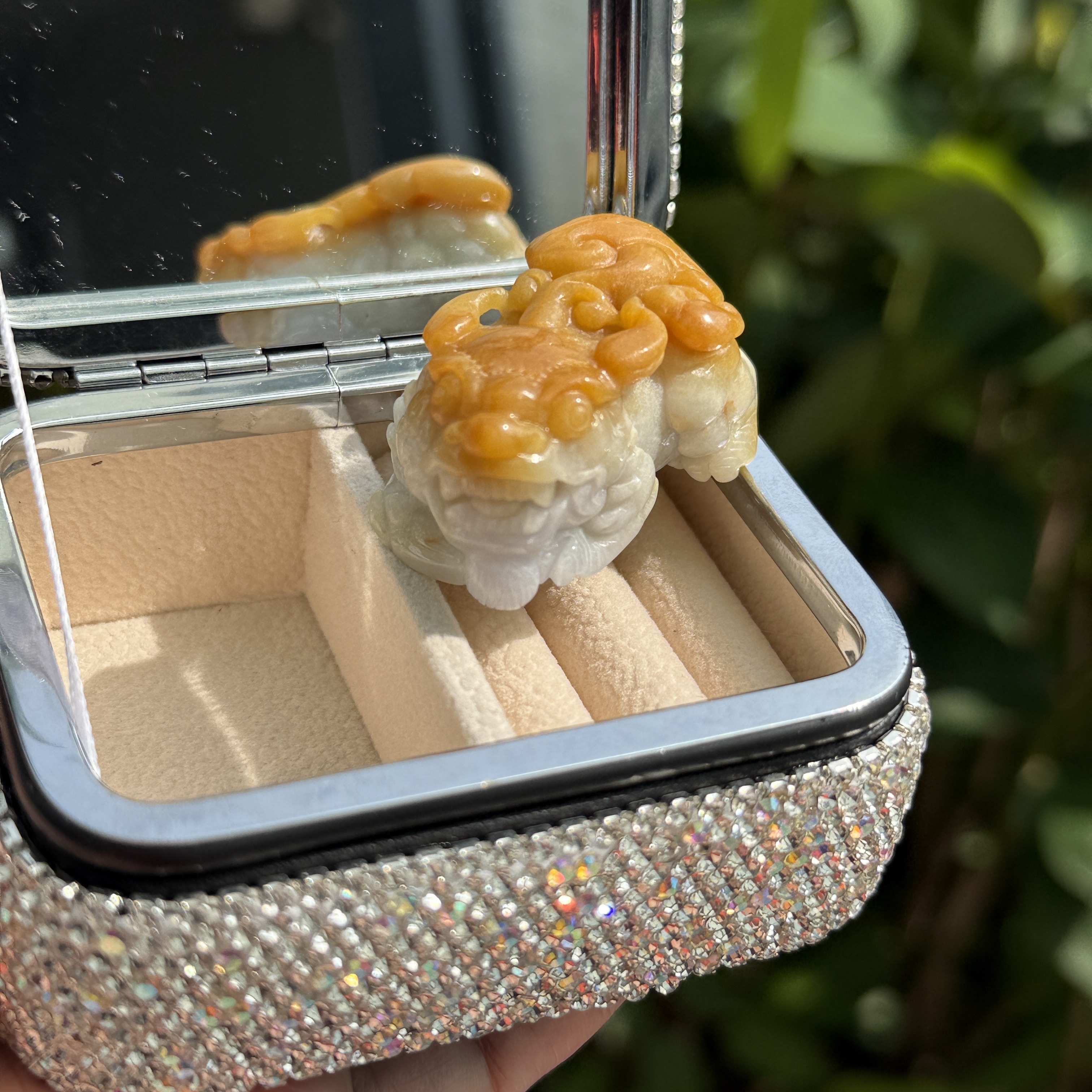 Yellow White PiXiu - Jadeite Ornament (PJA01048)