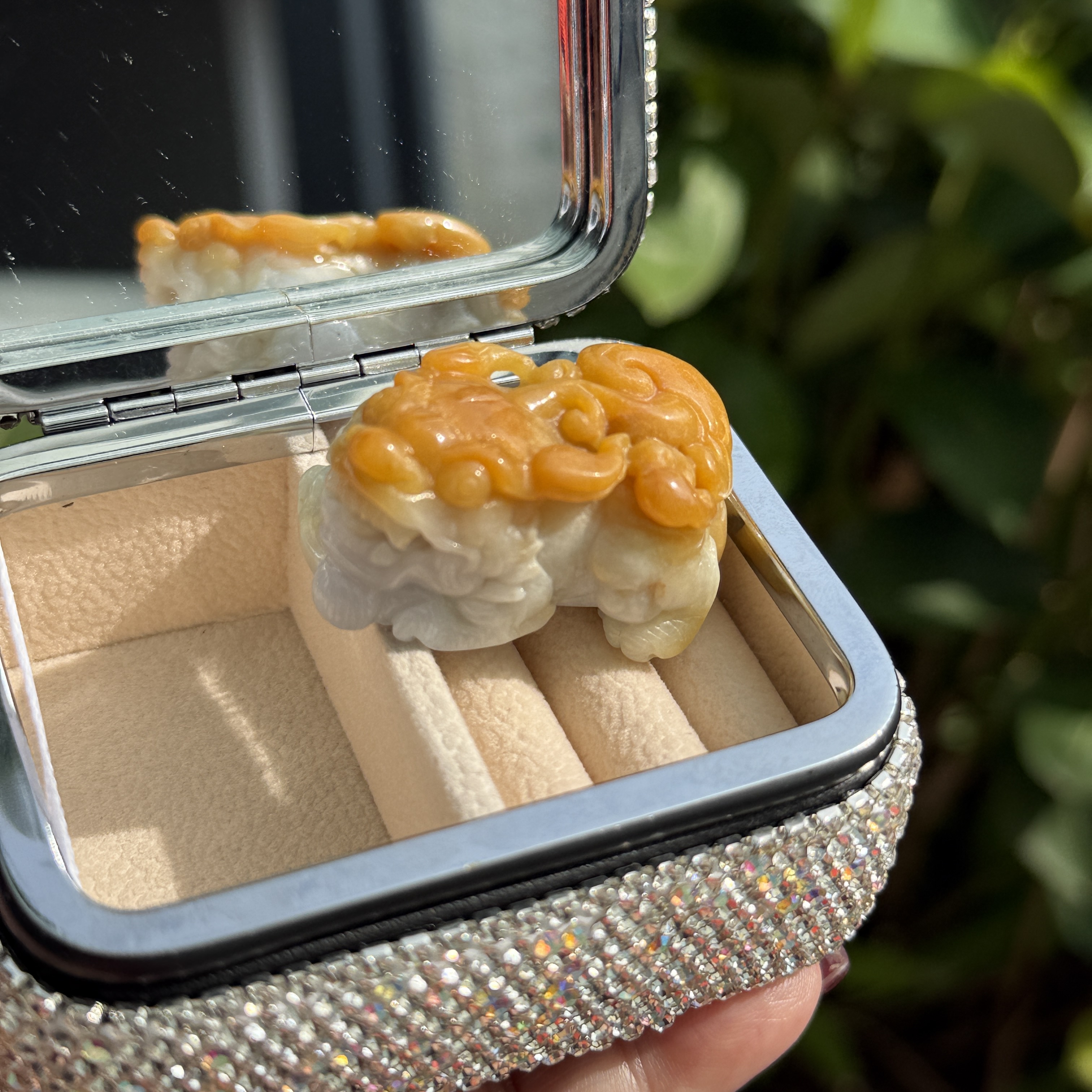 Yellow White PiXiu - Jadeite Ornament (PJA01048)