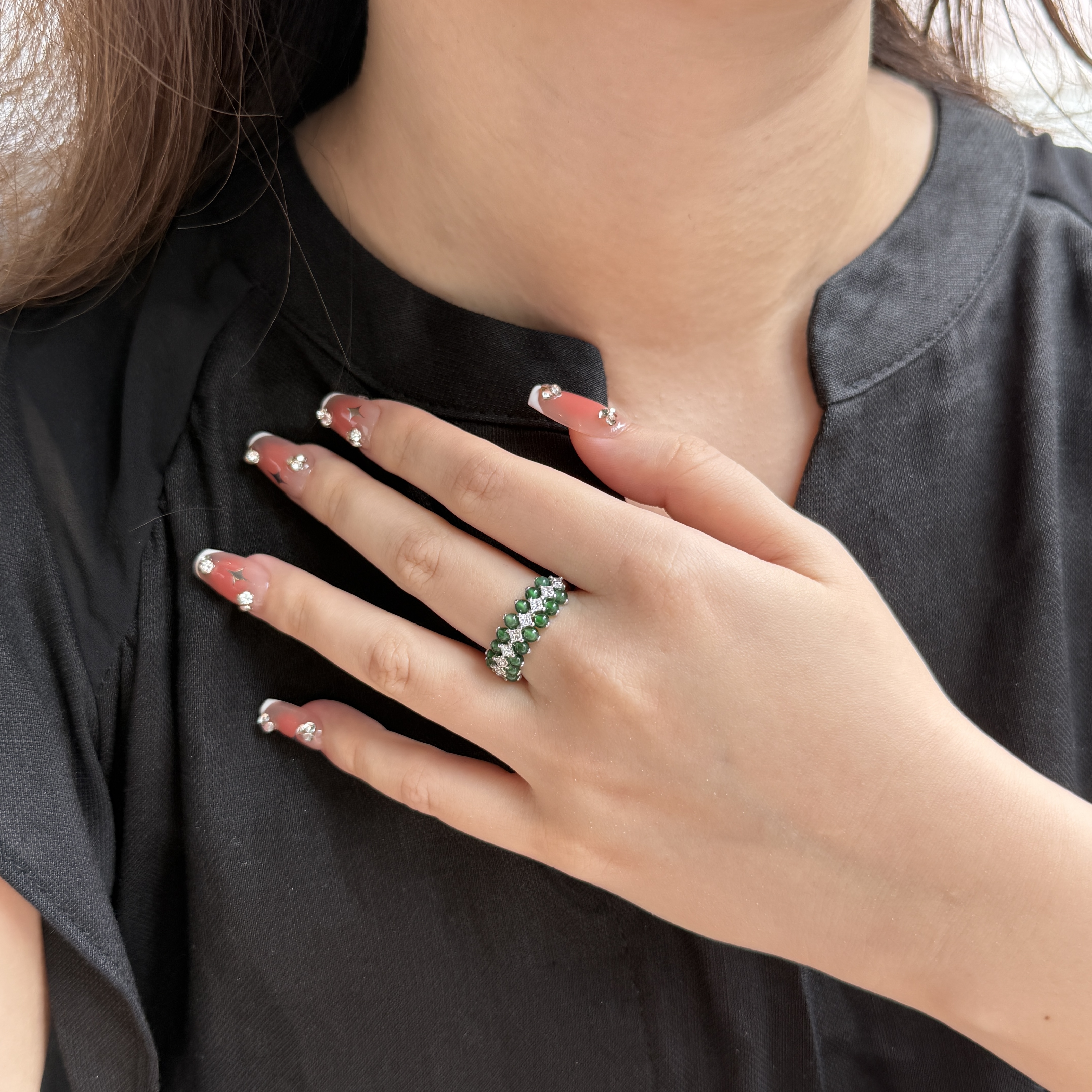18k White Gold Multi Green Beads Jade Ring (PJA00797)
