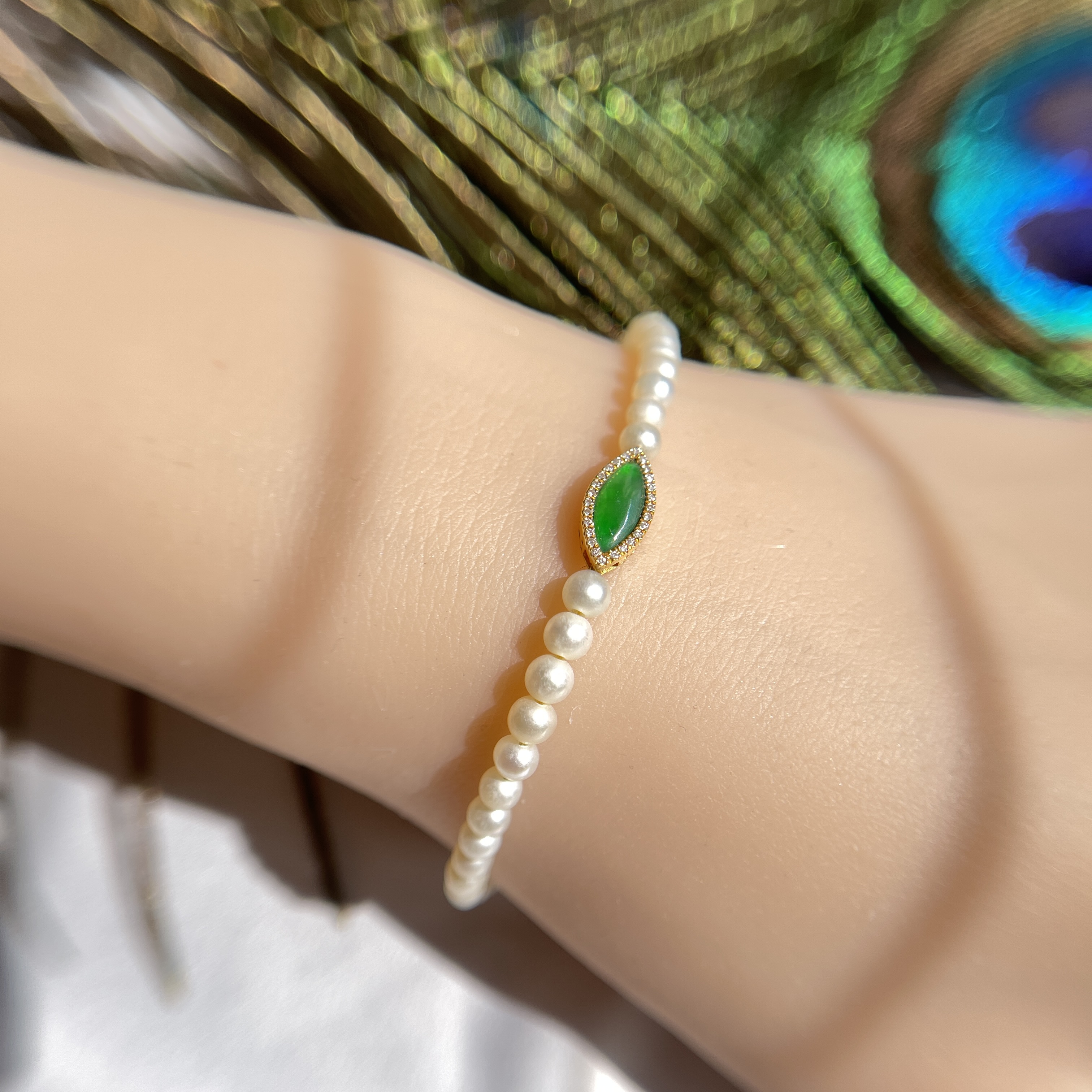 Intense Green Marquise Shape Jade with Fresh Pearl Bracelet (PJA00062)