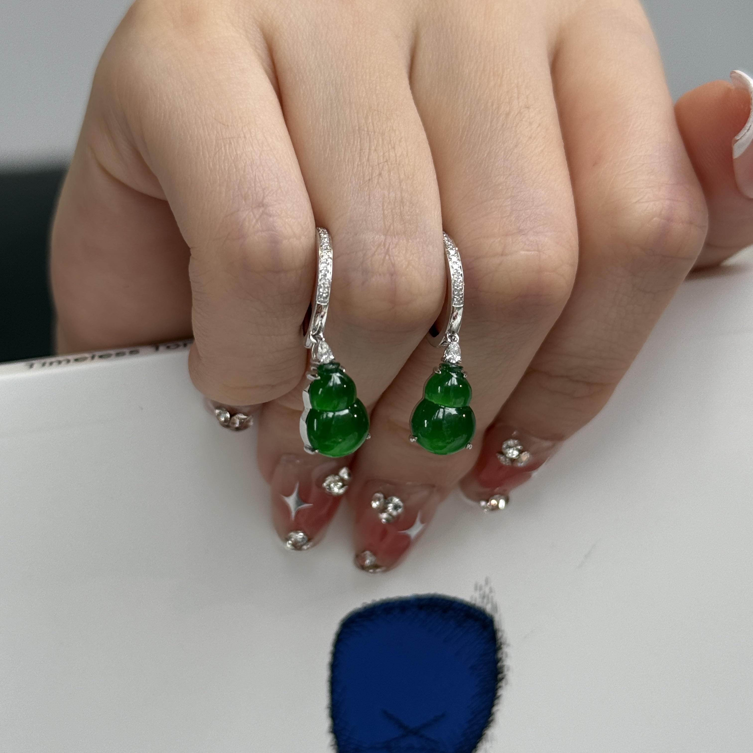 Green Hulu Jade Earrings (PJA00696C)