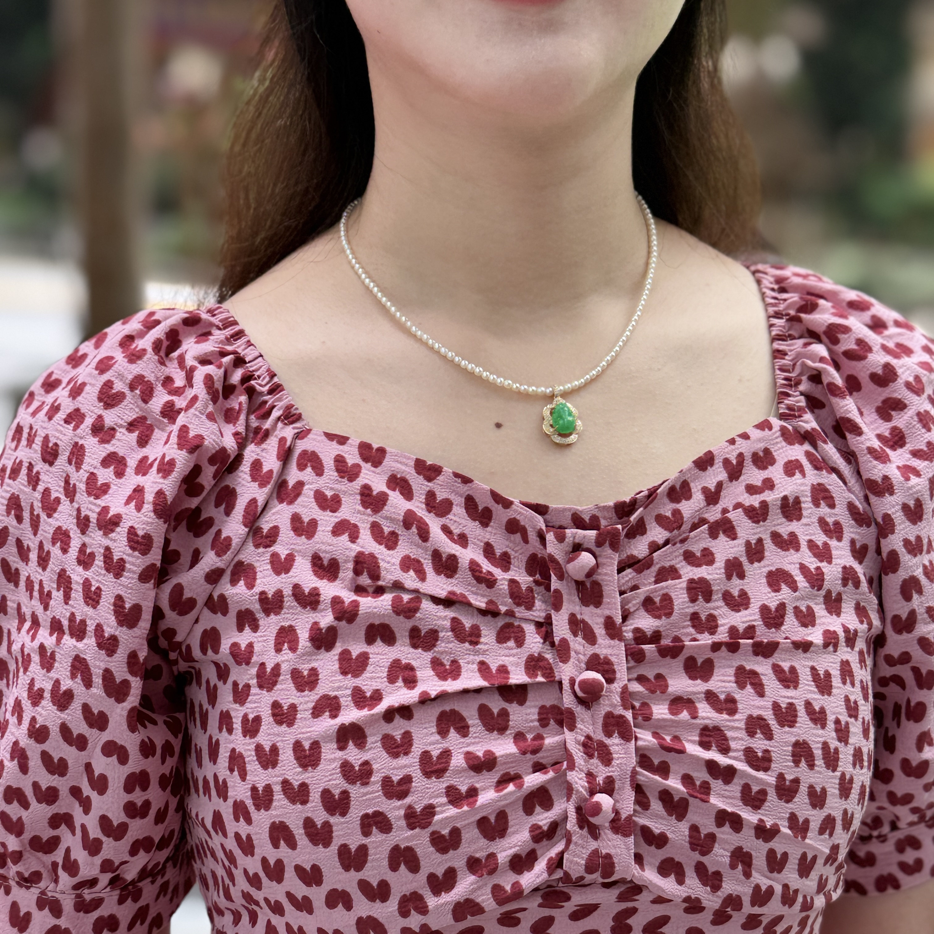 18K Yellow Gold Vivid Green Pixiu Jade Pendant (PJA00495)