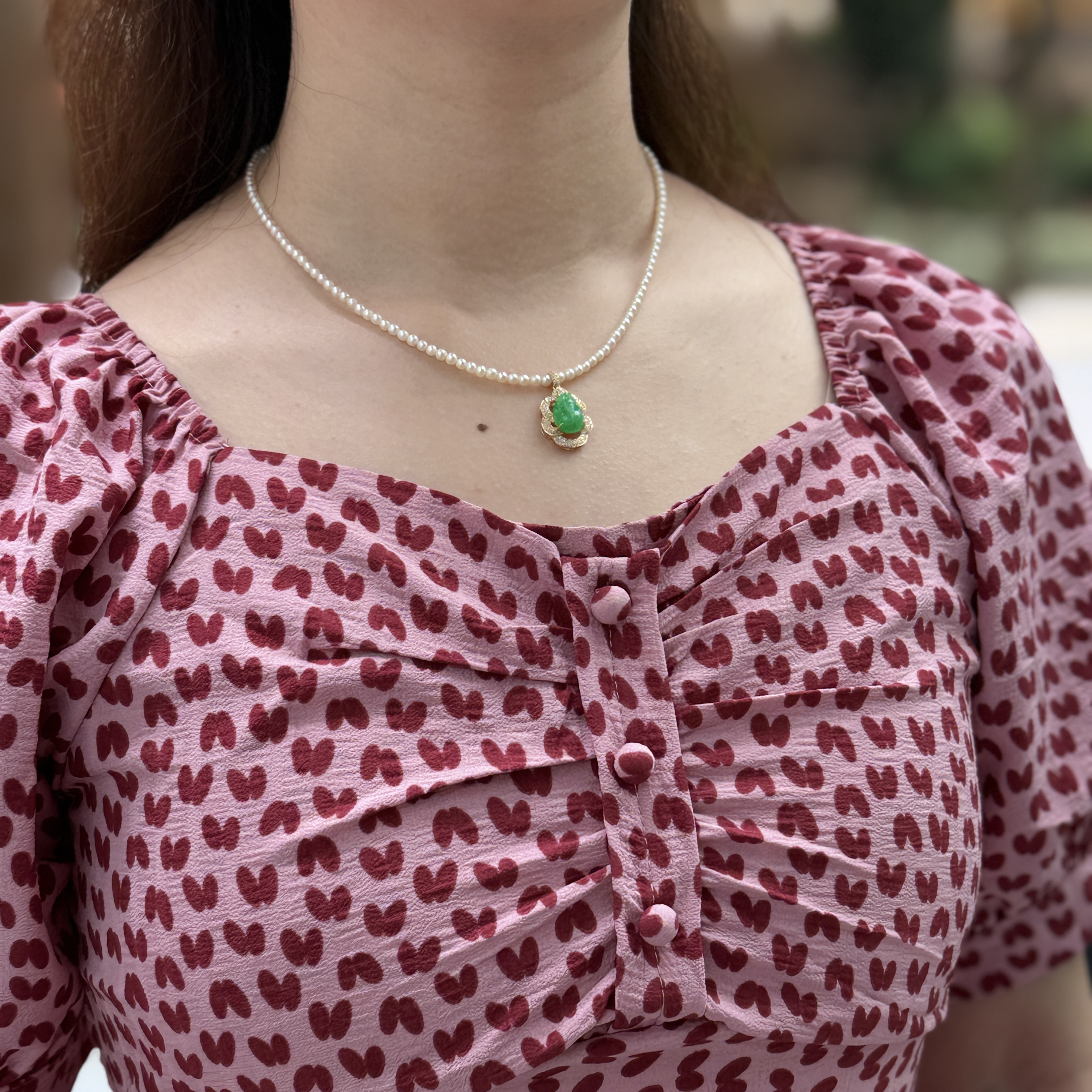 18K Yellow Gold Vivid Green Pixiu Jade Pendant (PJA00495)