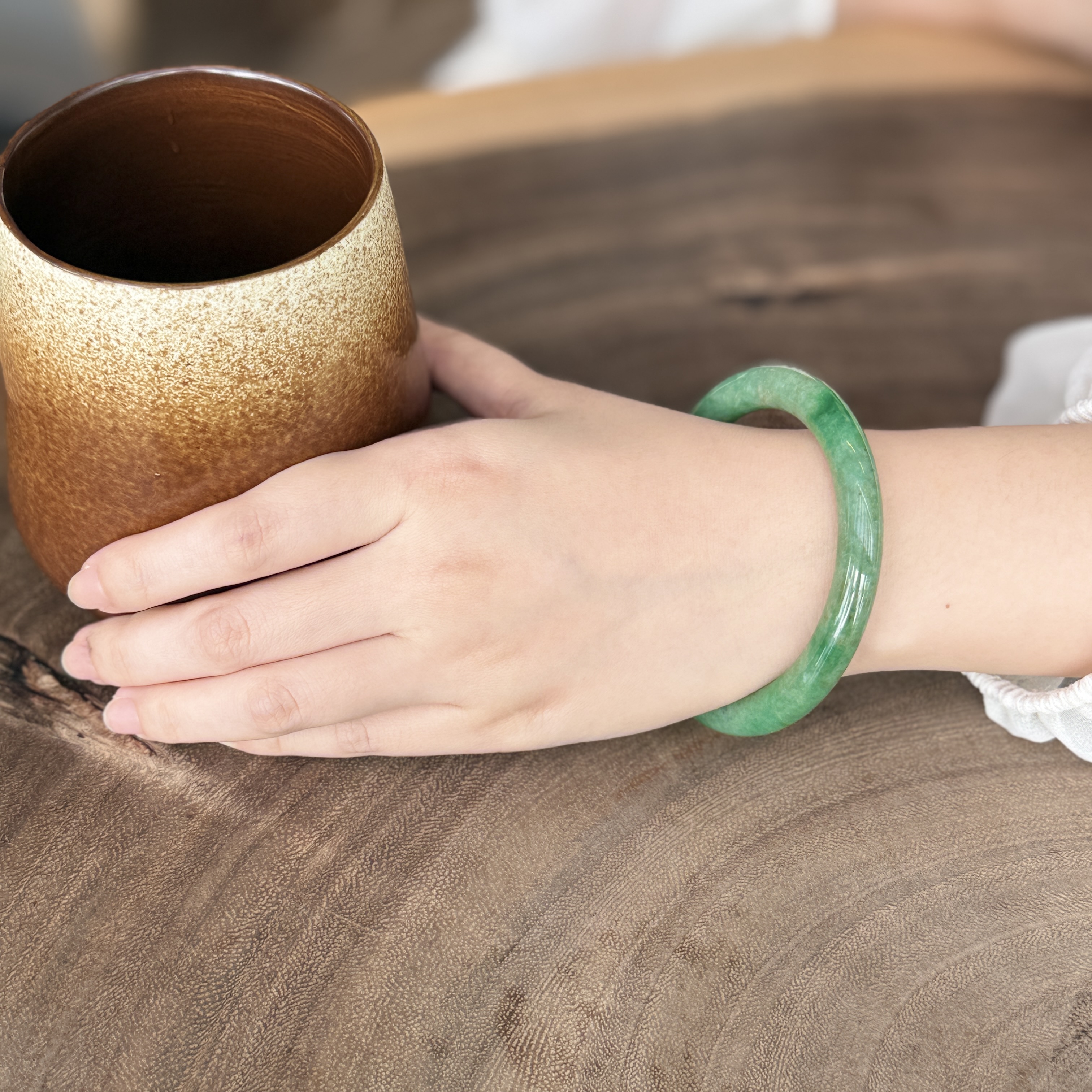Green Jadeite Bangle (PJA00840)