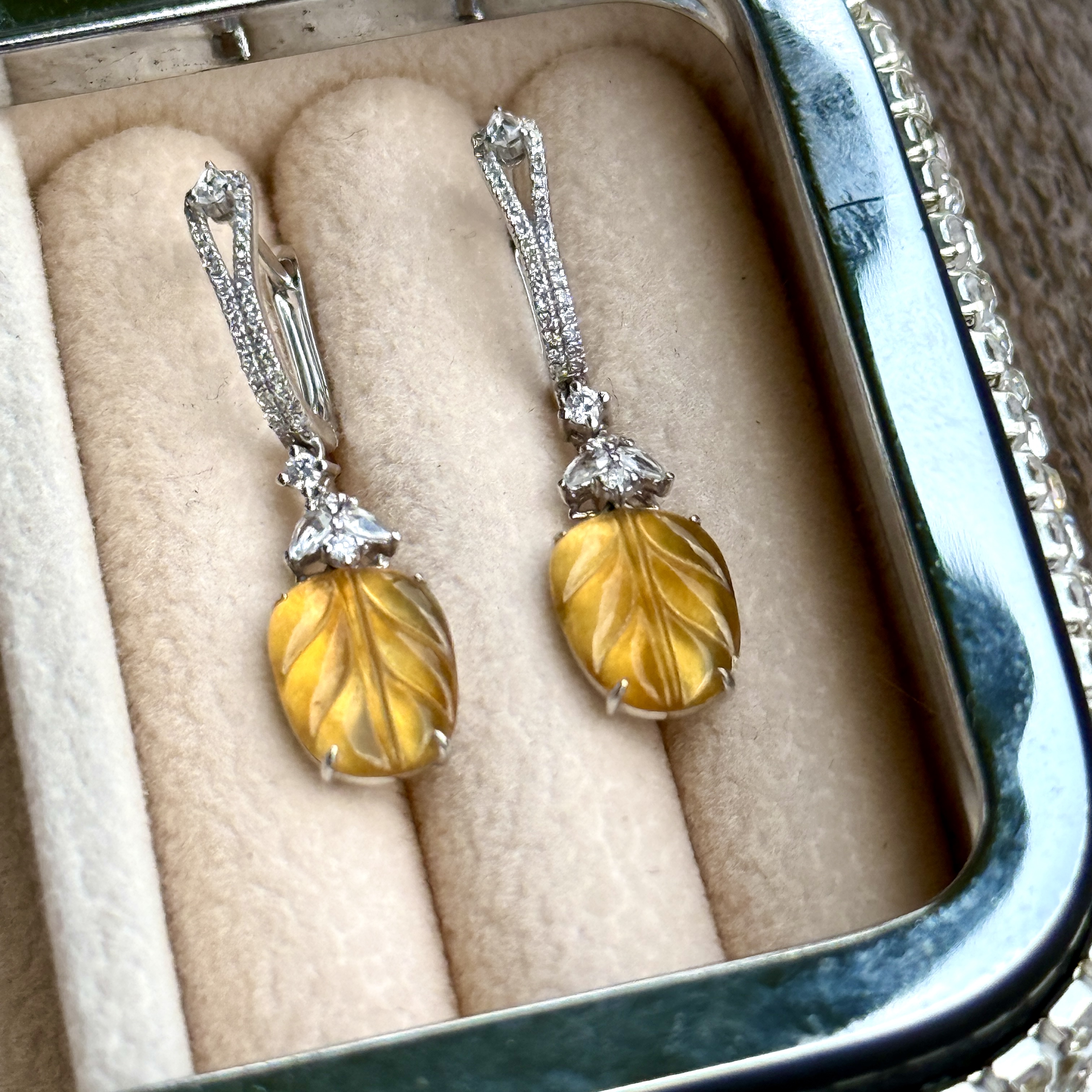 18K White Gold Light Yellow Leaf Shaped Jade Earrings (PJA00847)